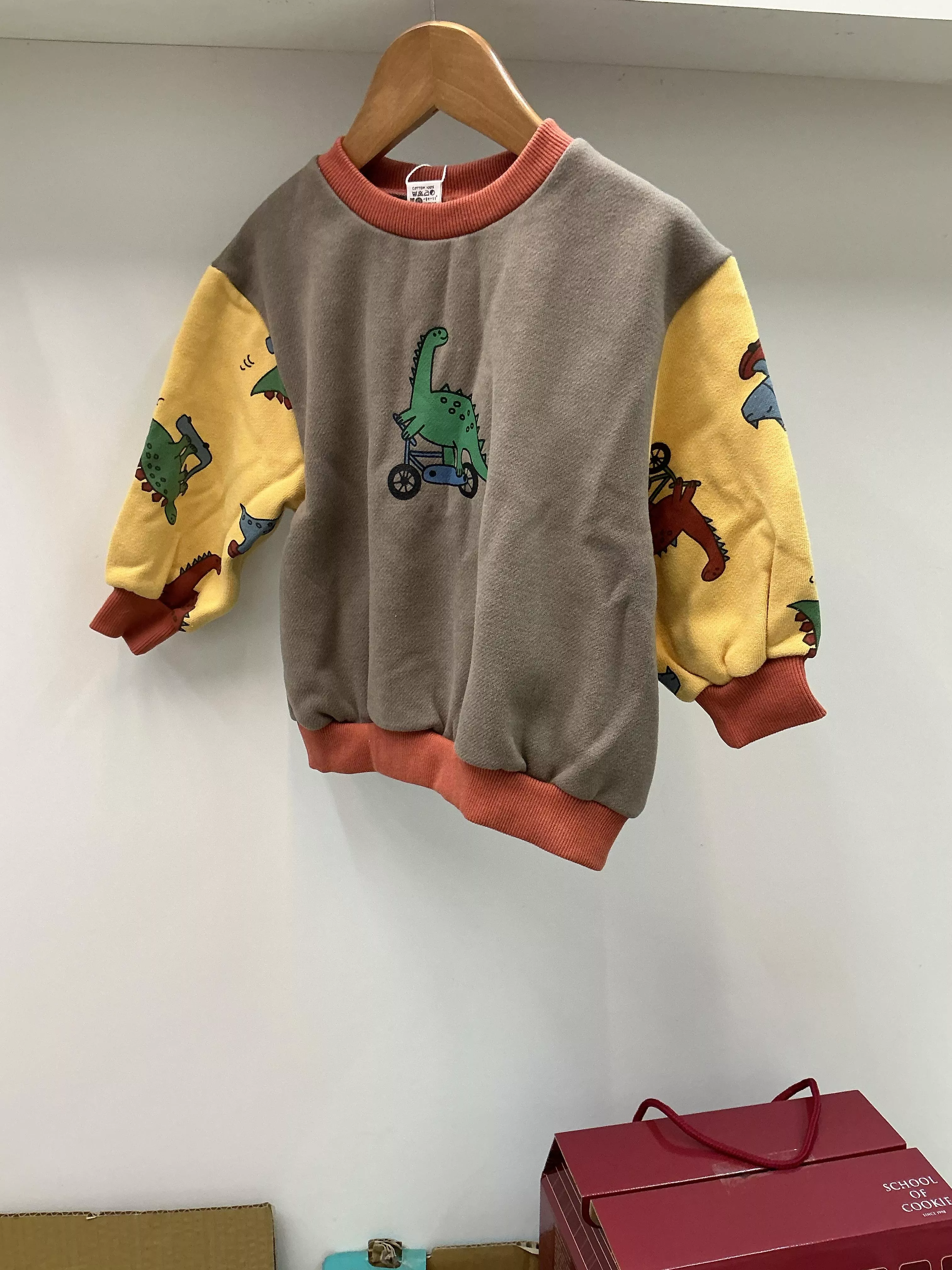 🇰🇷 恐龍磨毛長袖上衣