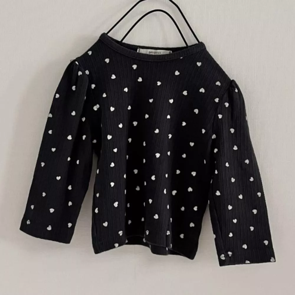 🇰🇷{GURU}-愛心長袖上衣