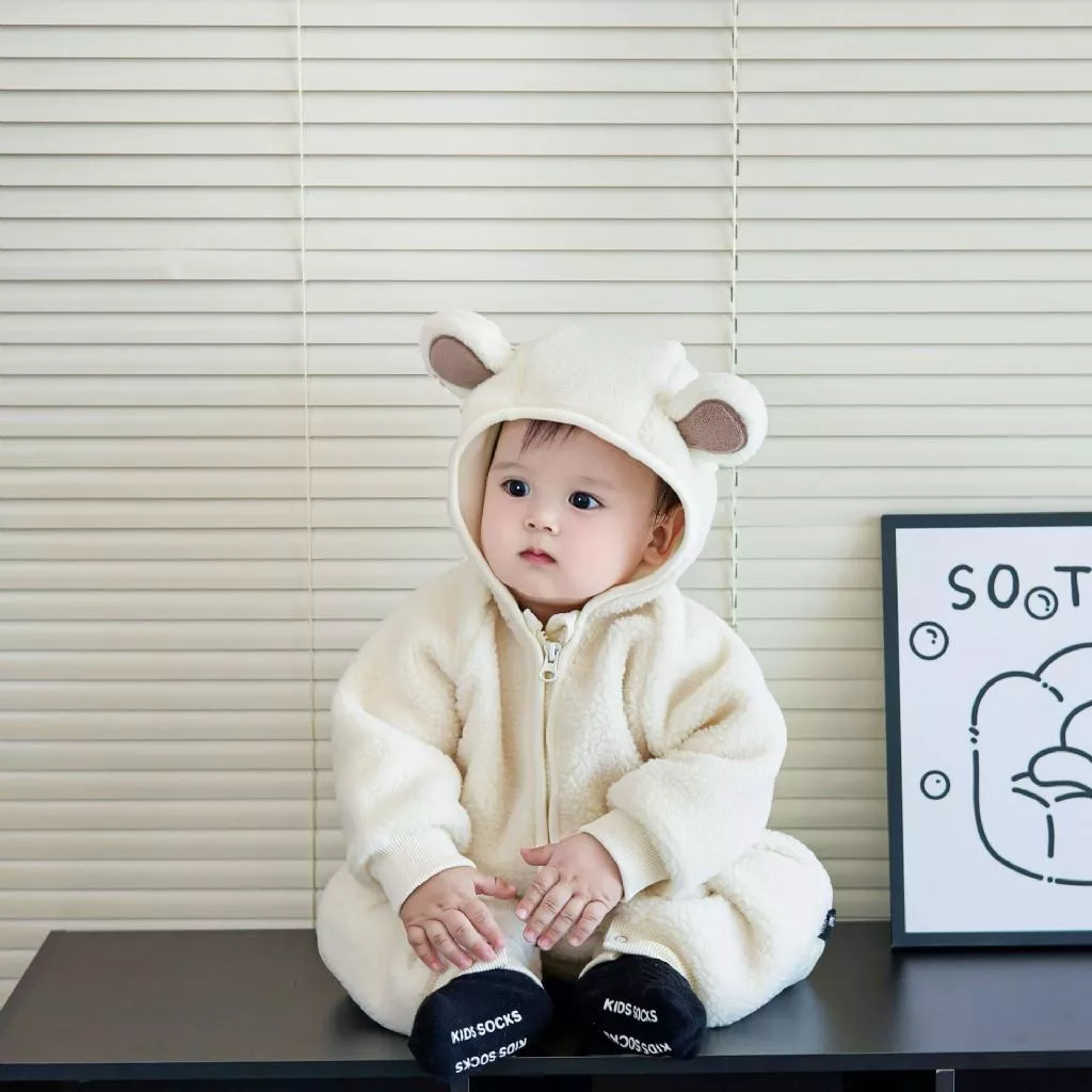 白熊耳朵寶寶連身衣