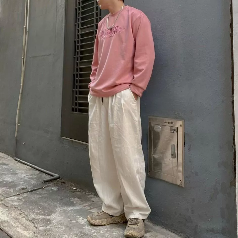 玫瑰刺繡大學T-2色