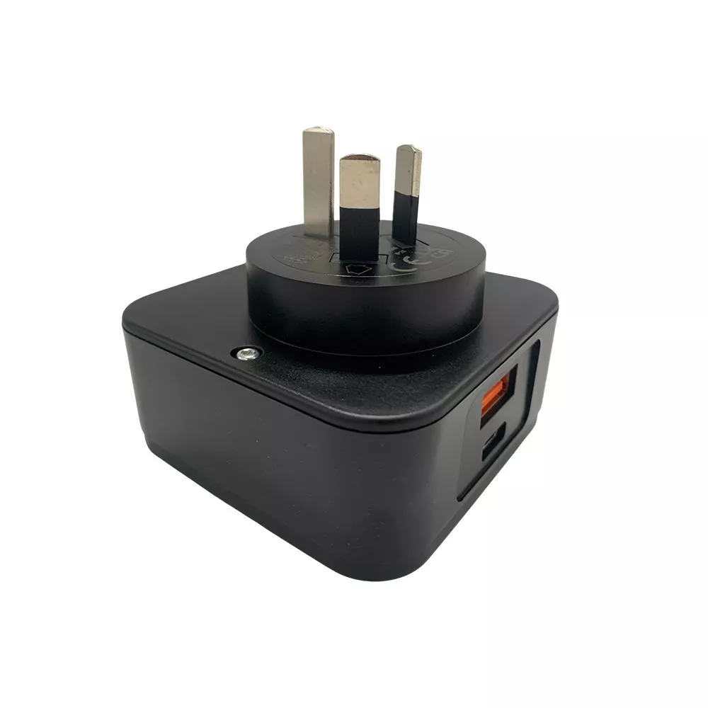 Travelmall 20W PD 多國旅行轉換插頭 (1USB-A / 1Type-C)(澳規)