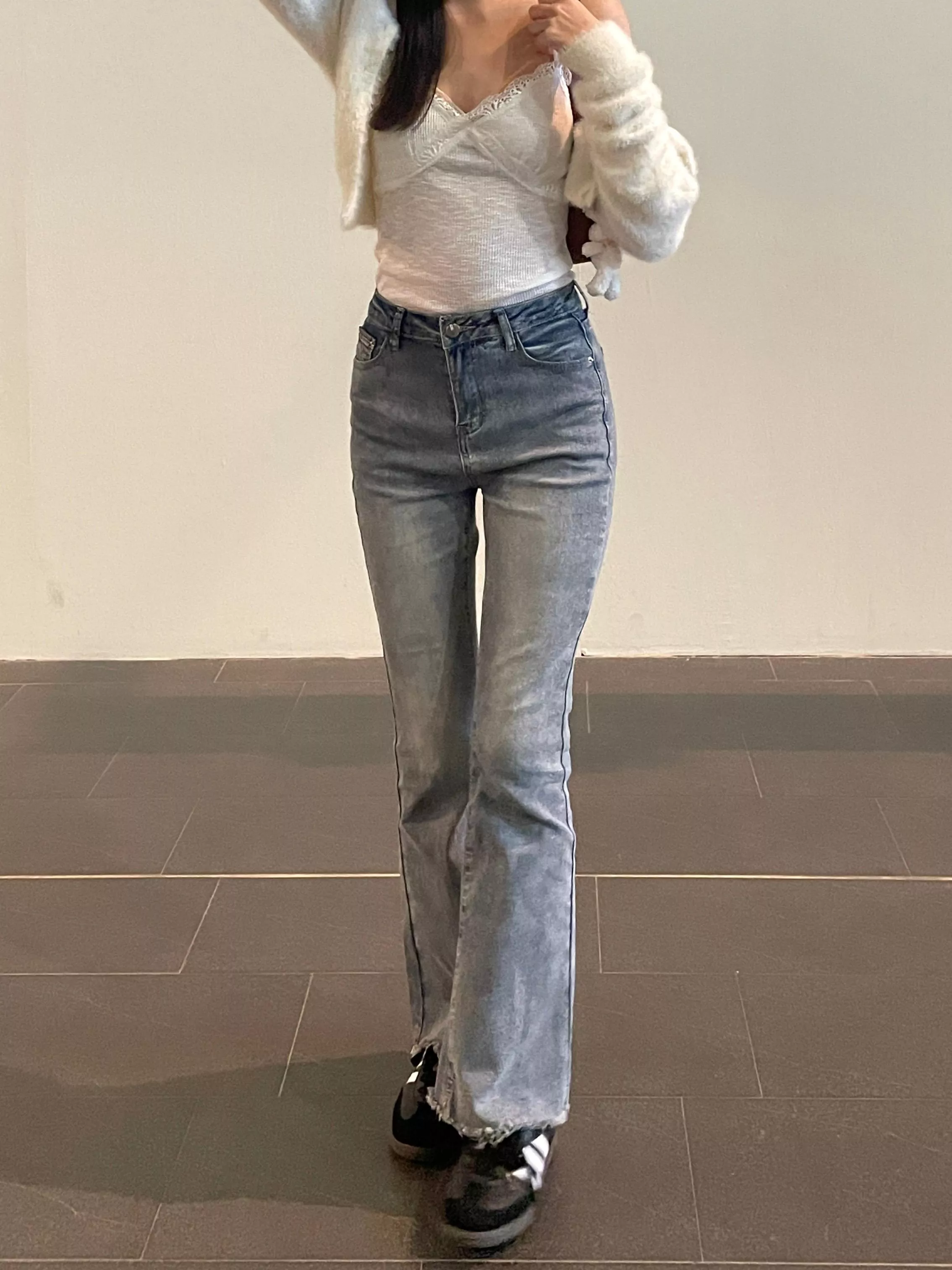 [20% off]淺藍修身微喇叭長褲(XS/S/M/L/XL)