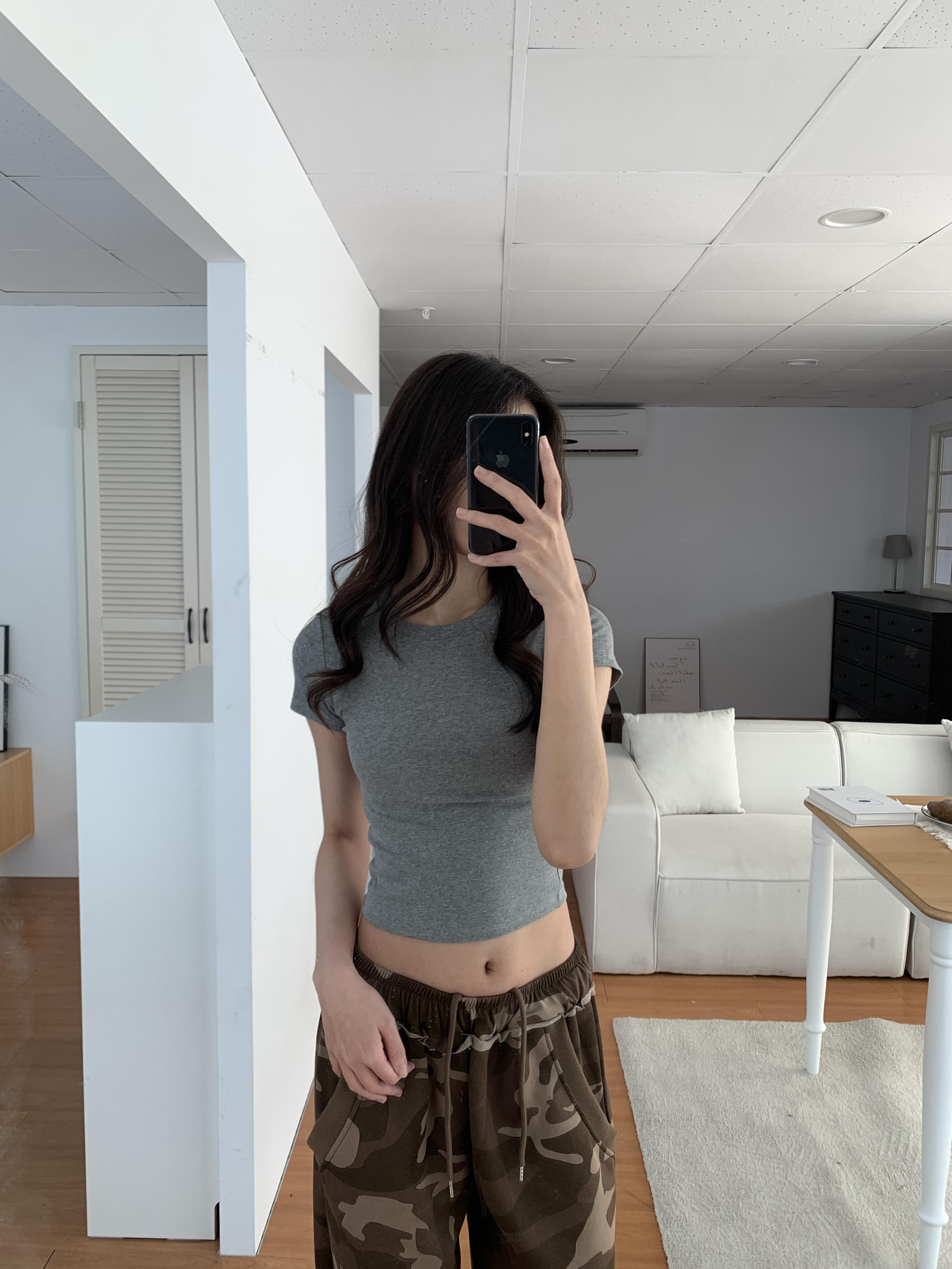基本款彈力短版tee(white/black/beige/grey)(S/M/L)
