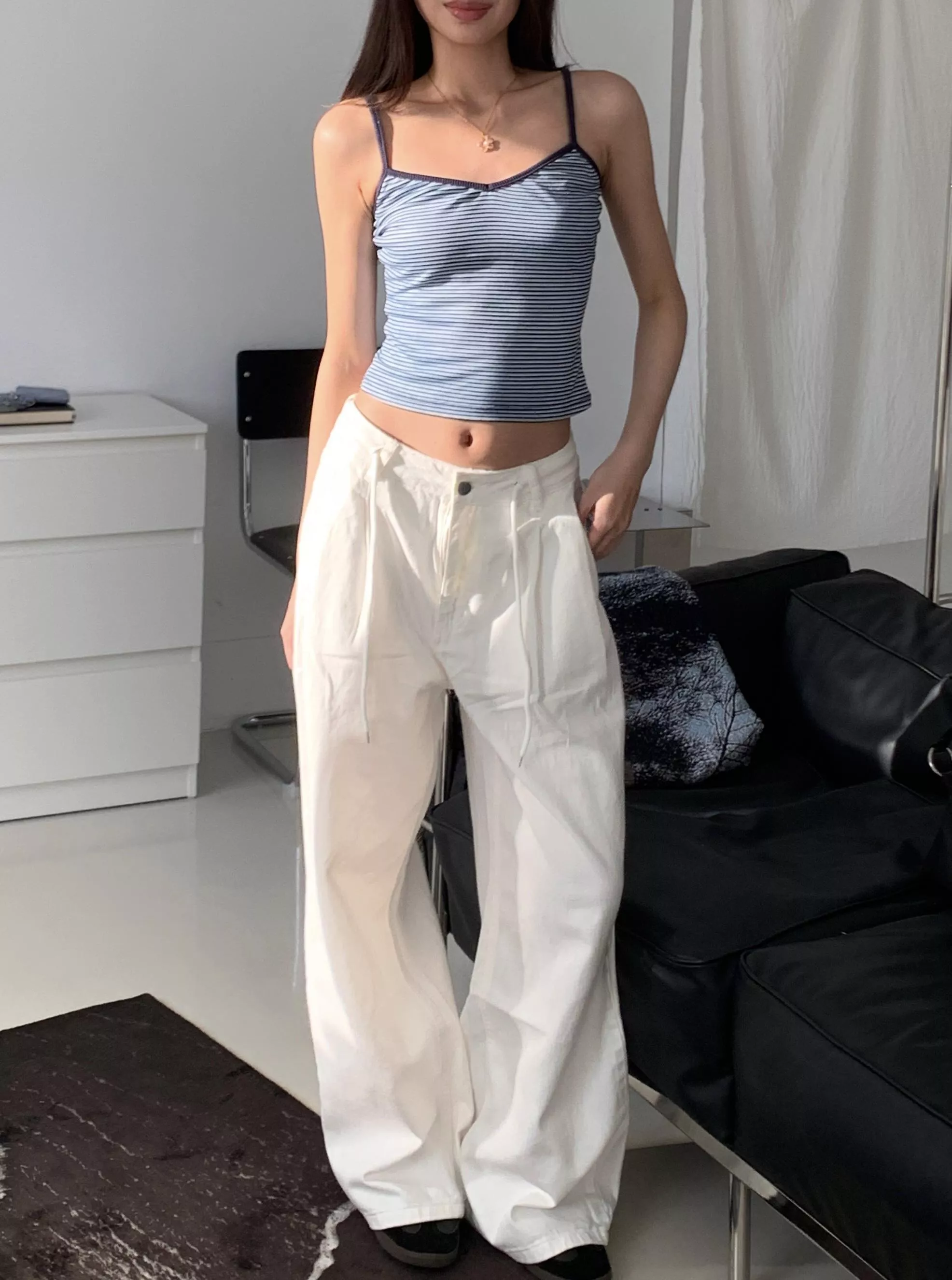 純白壓褶休閒落地褲(S/M/L)