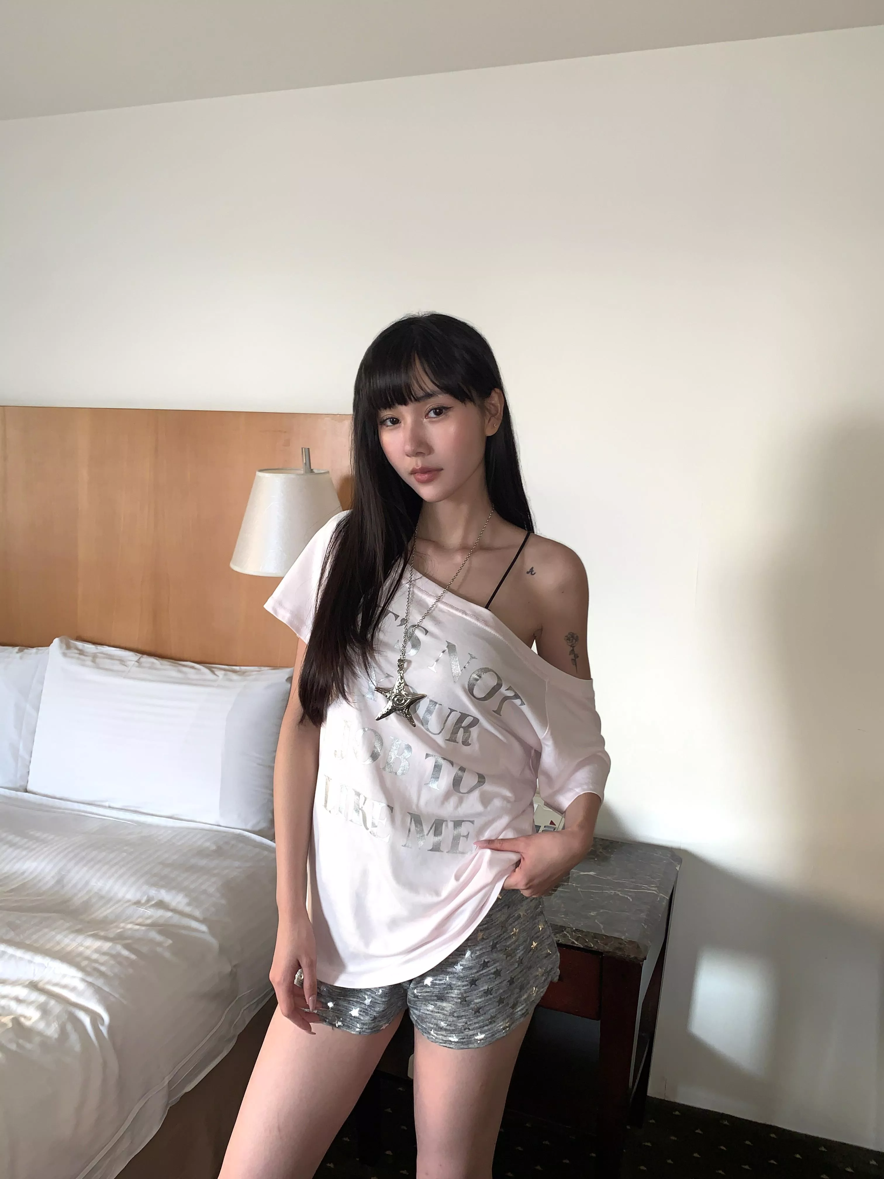 not your job印花斜肩寬鬆tee(pink)(S/M)