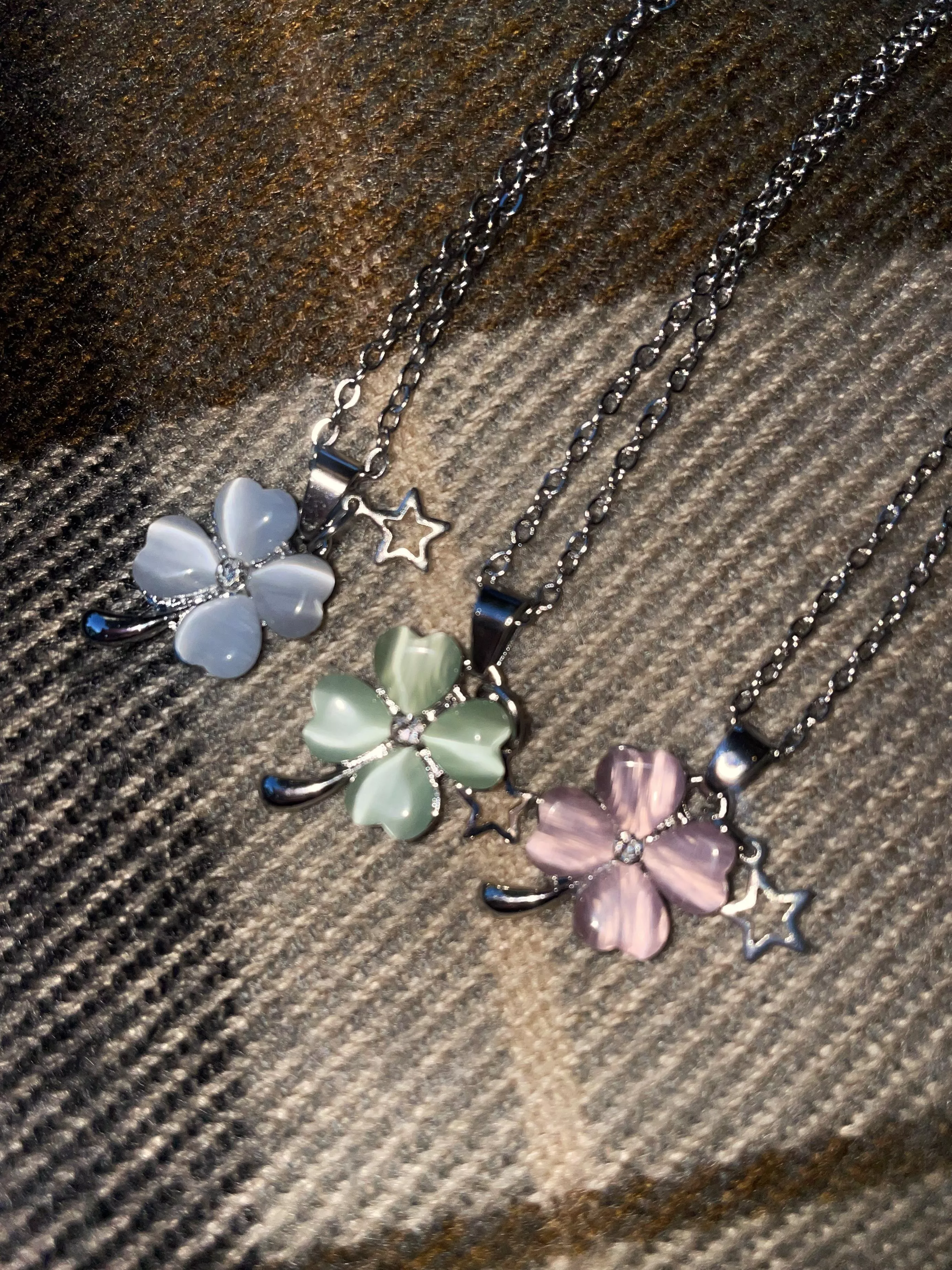 2026 lucky clover necklace(white/pink/green)