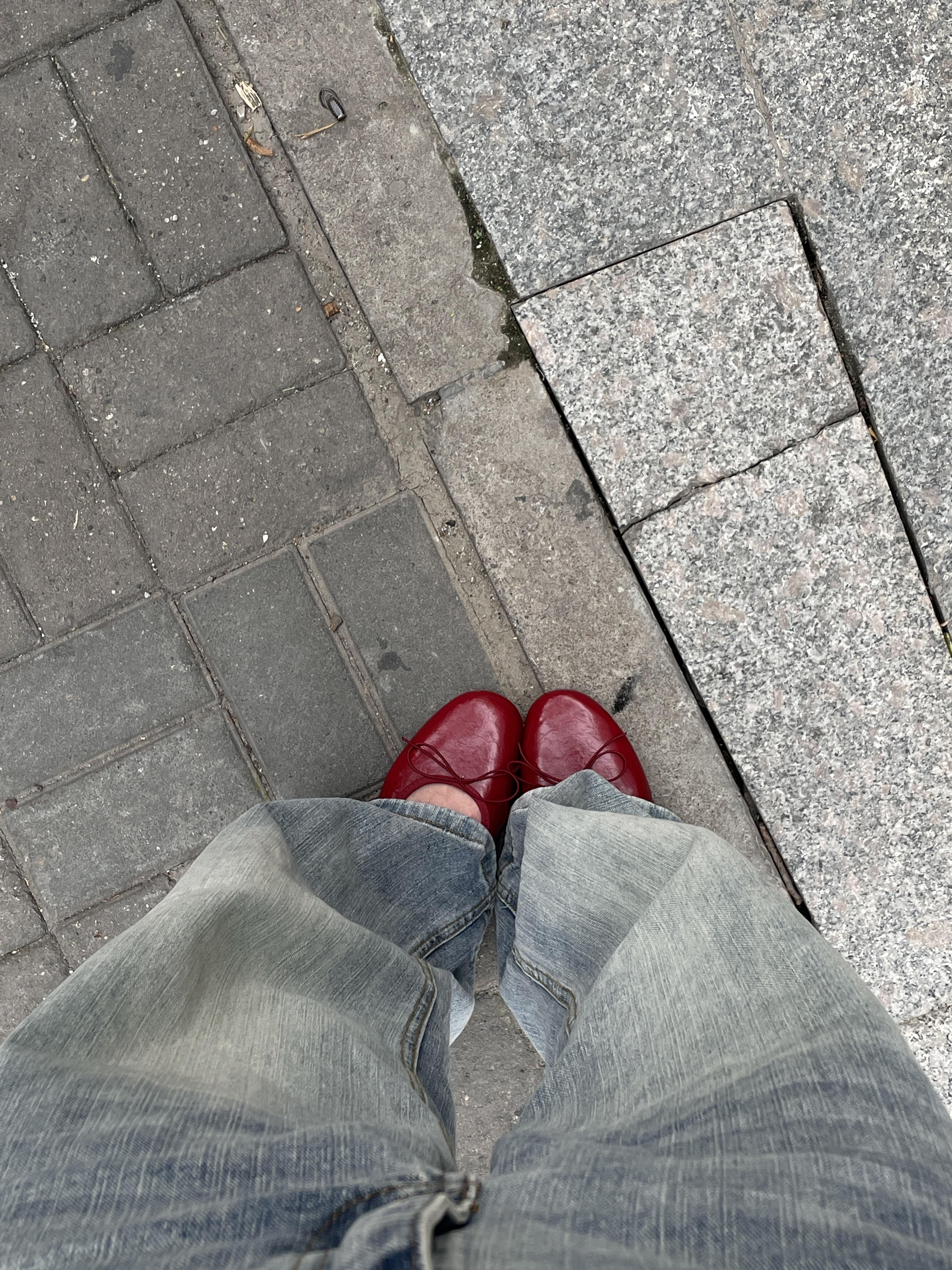 蝴蝶結圓頭平底包鞋(black/red)(35-40)