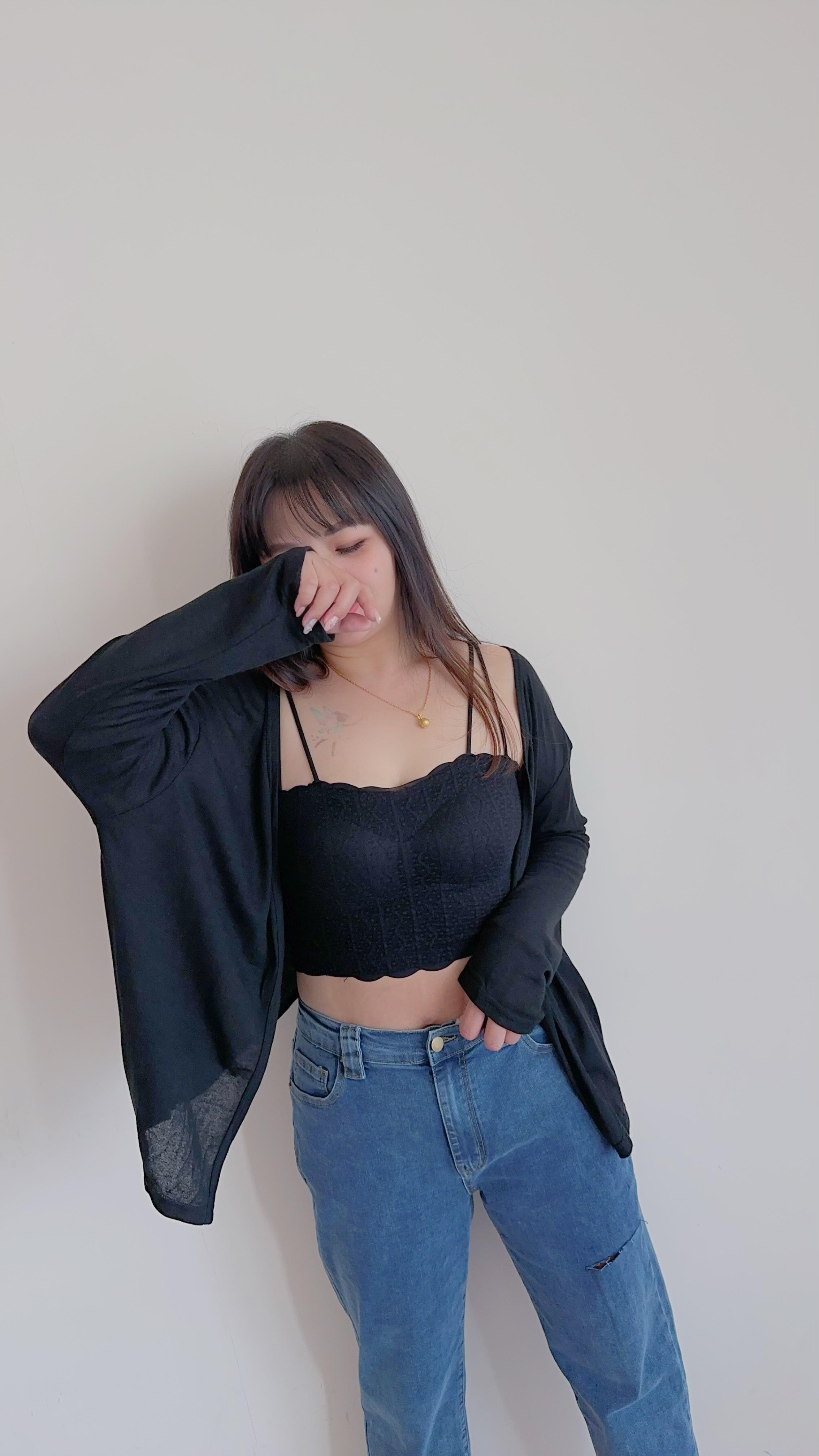 交叉美背罩衫
