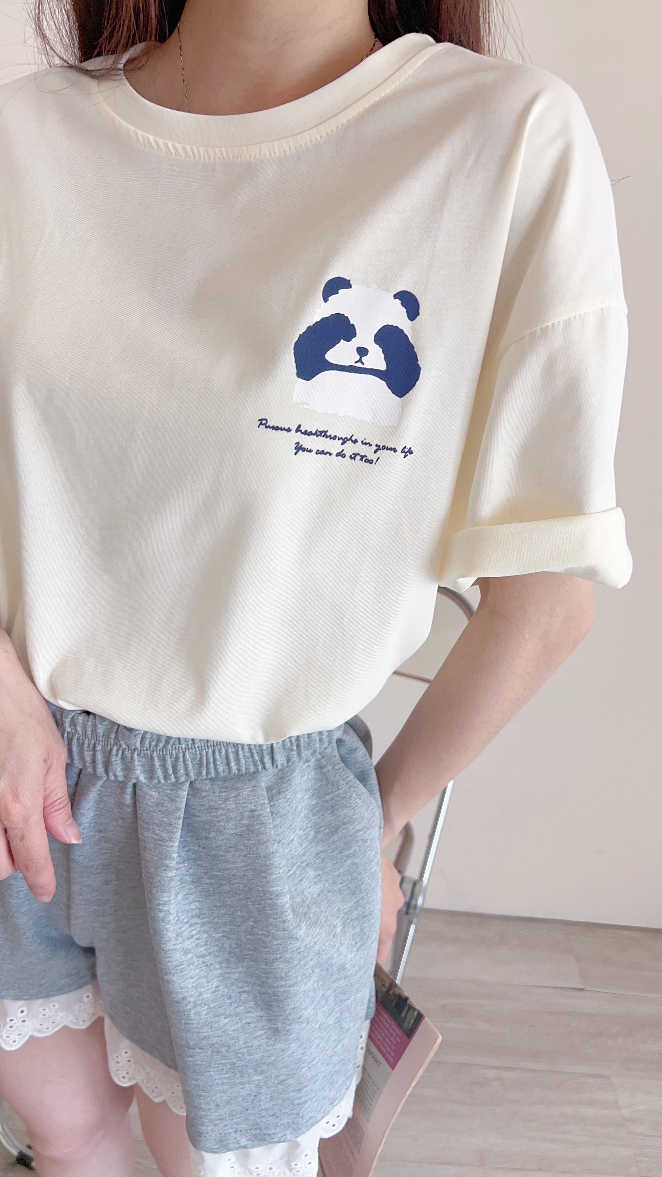 摀眼熊貓短版Tee