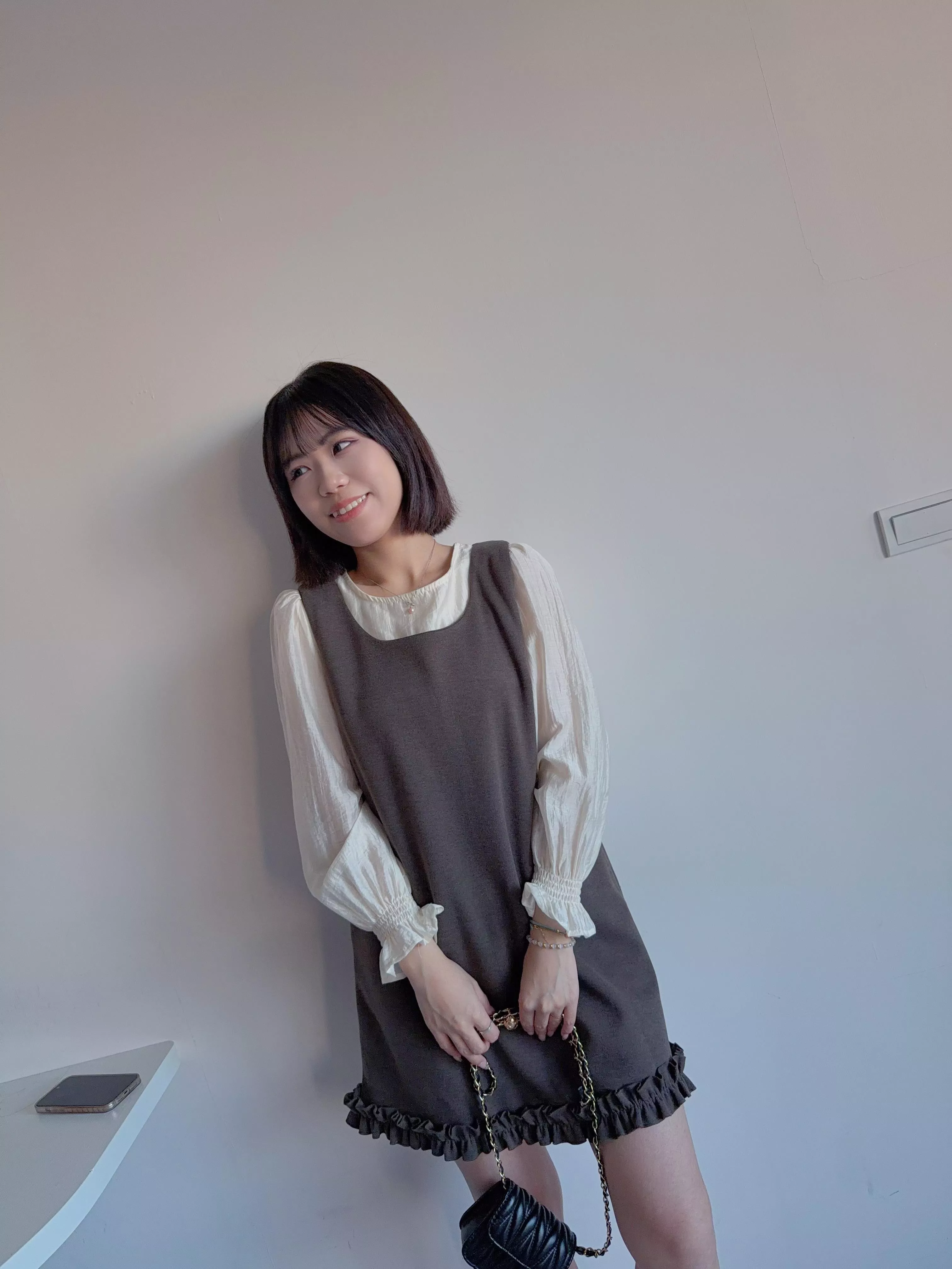 挺版花邊背心短洋裝