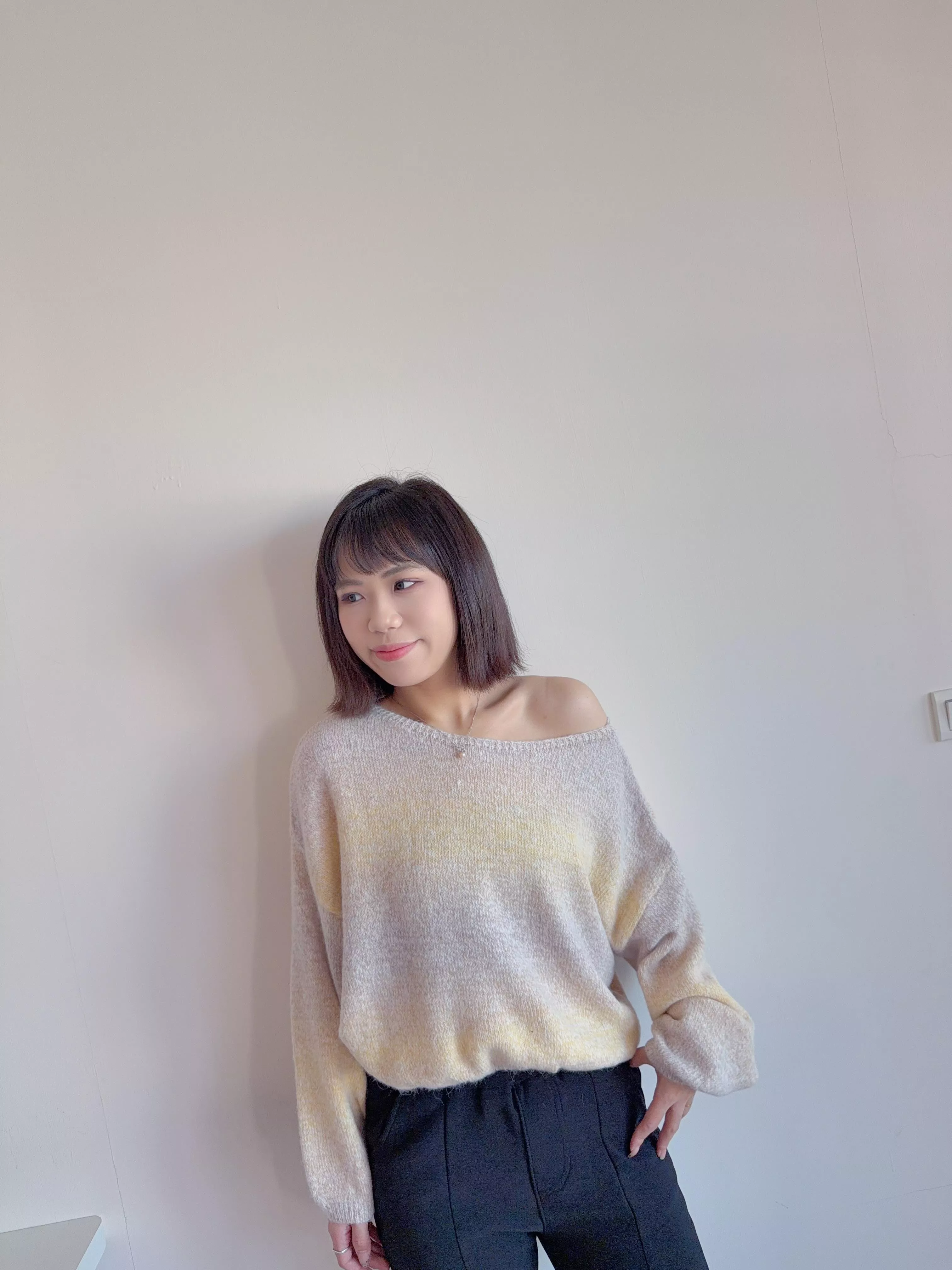 軟萌漸層針織上衣