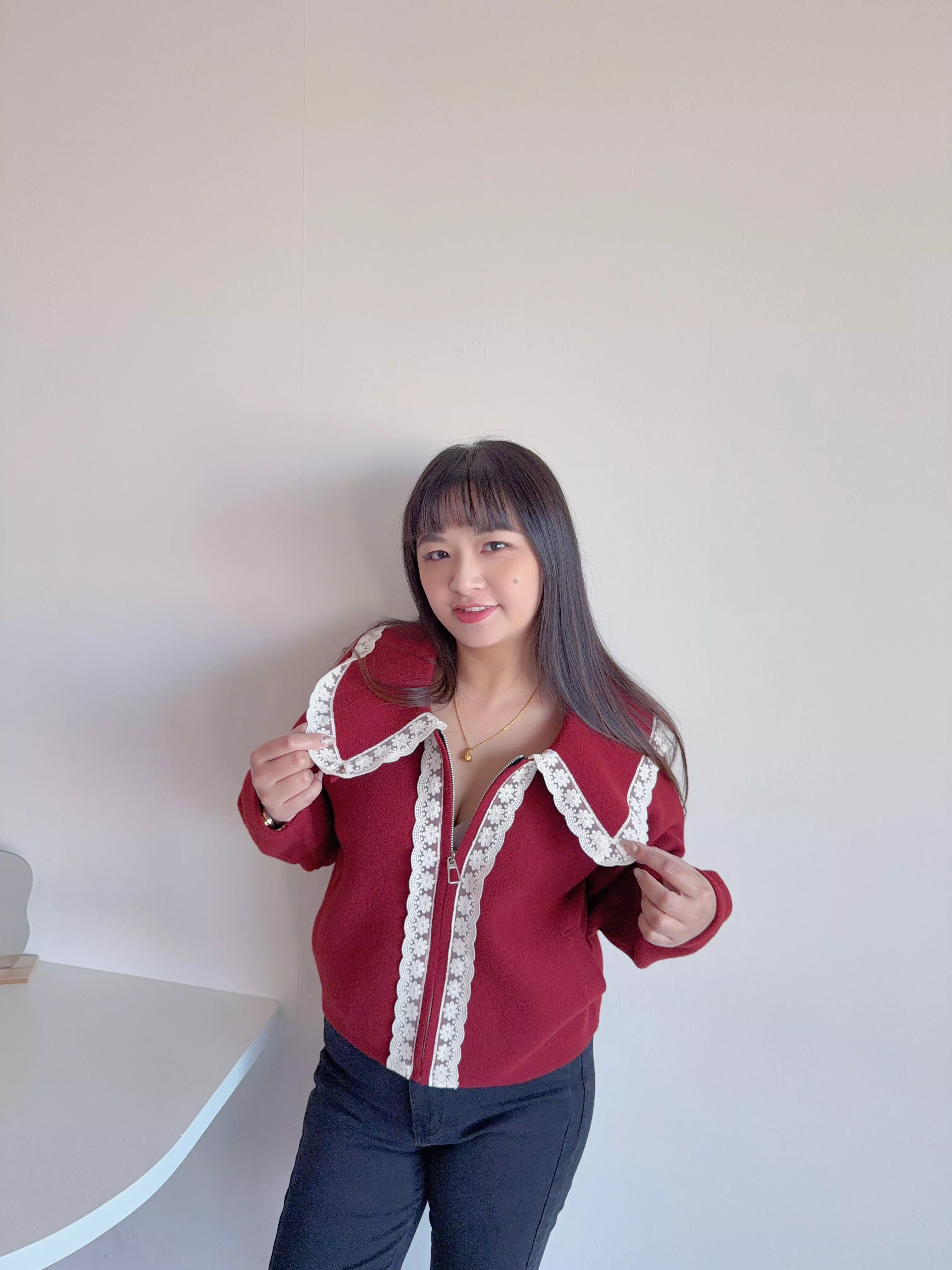 蕾絲滾邊澎袖外套