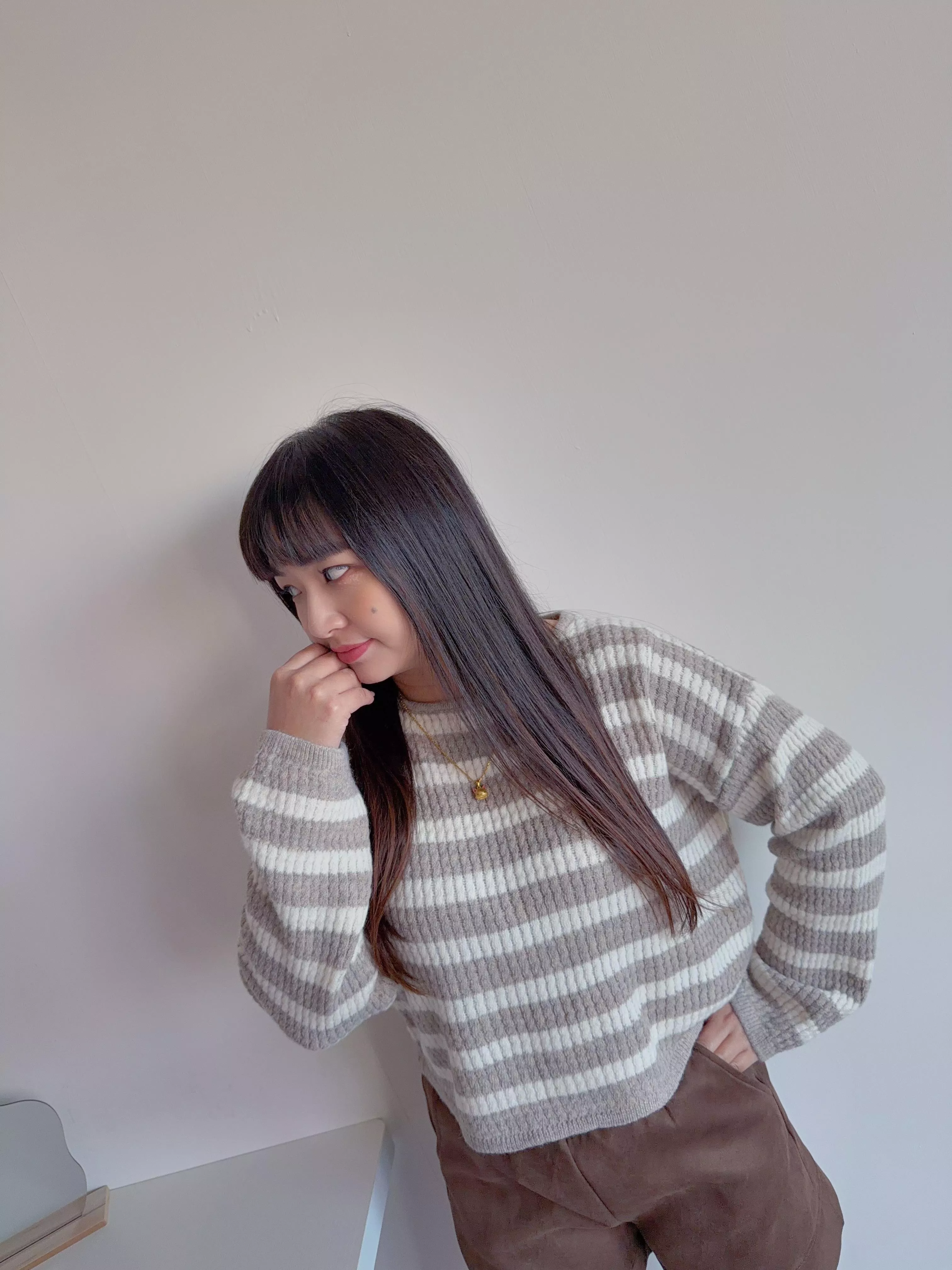 短版配色針織上衣