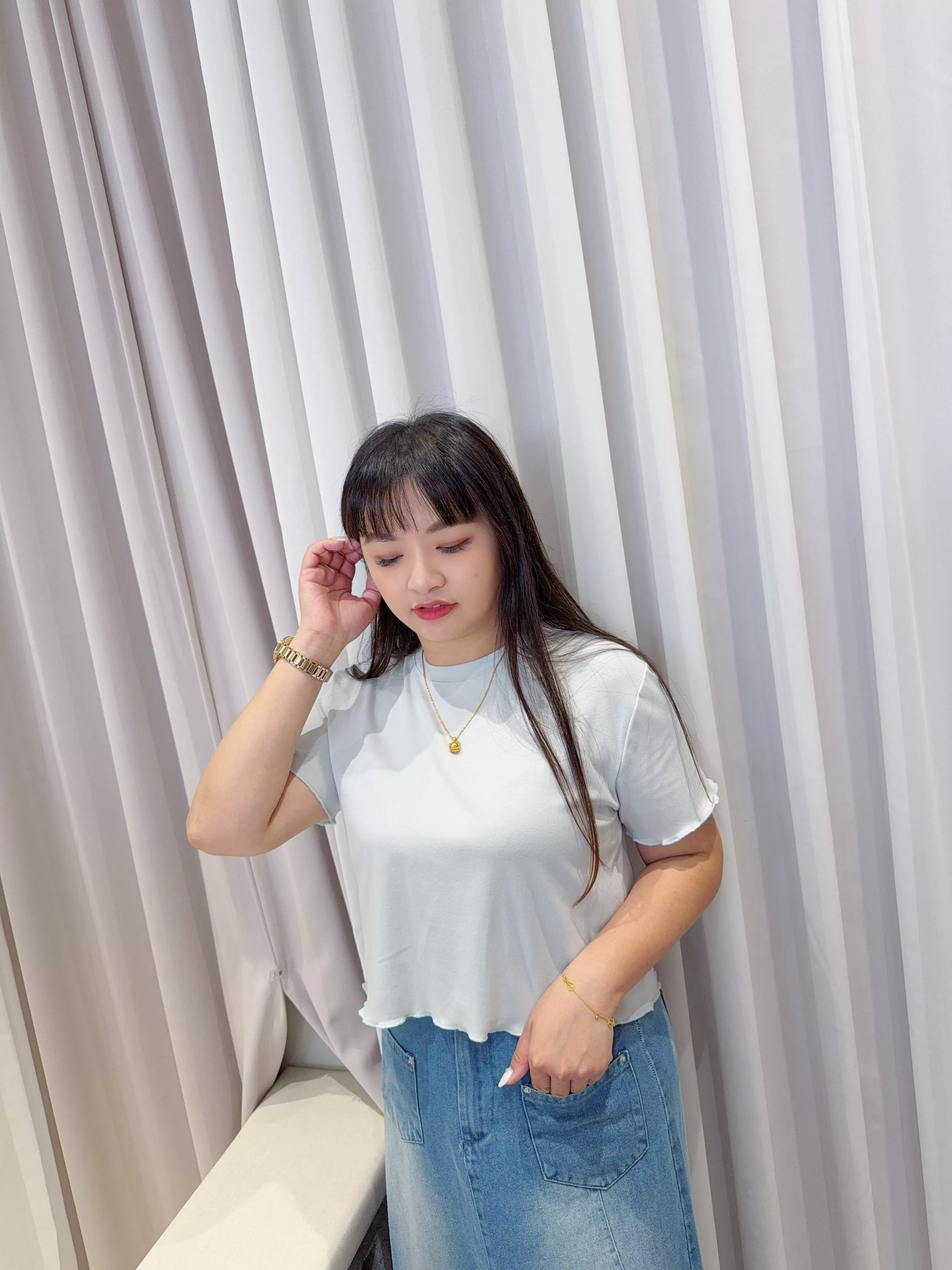 圓領彈性木耳邊素Tee