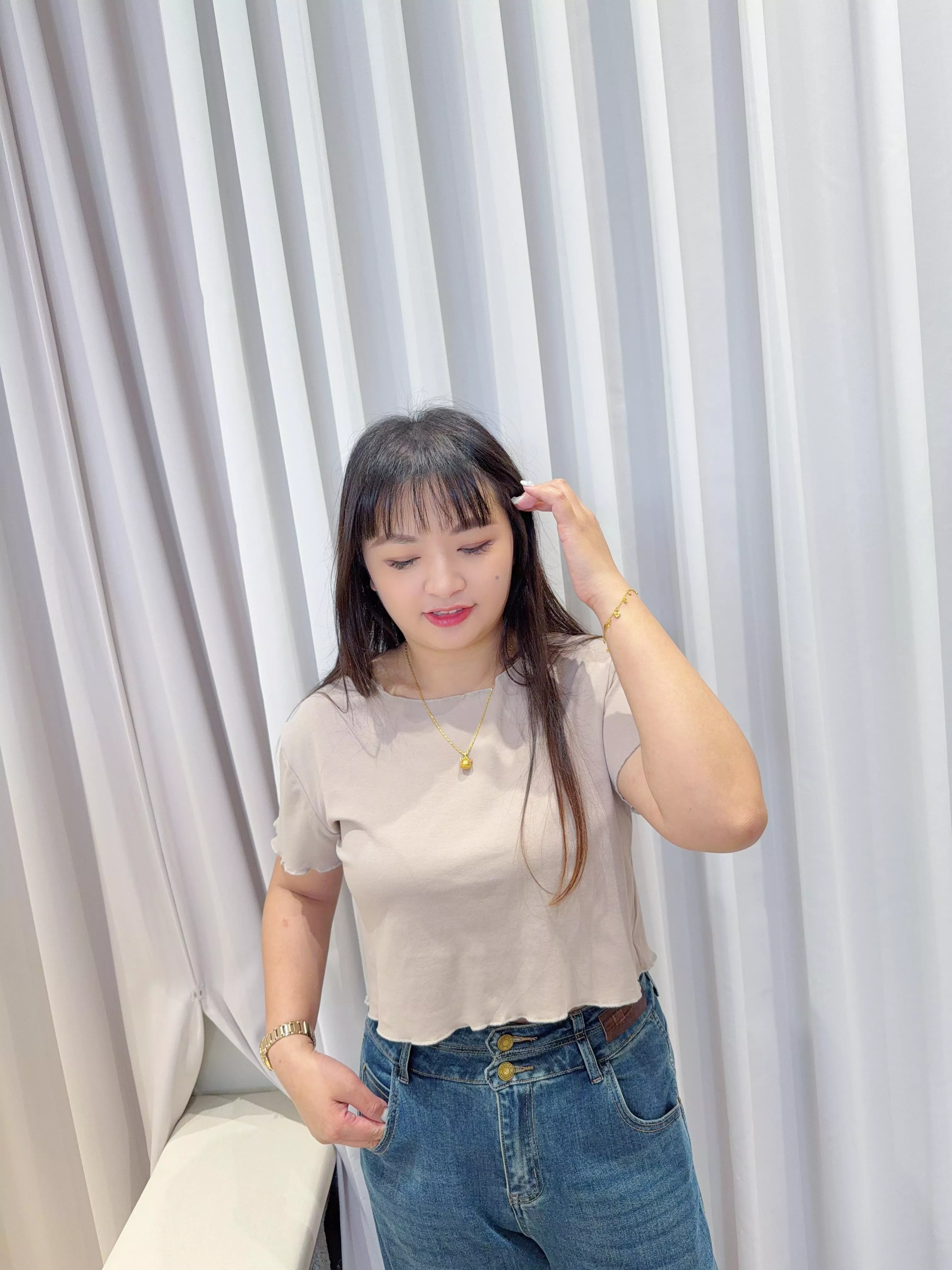 木耳邊彈性短版Tee