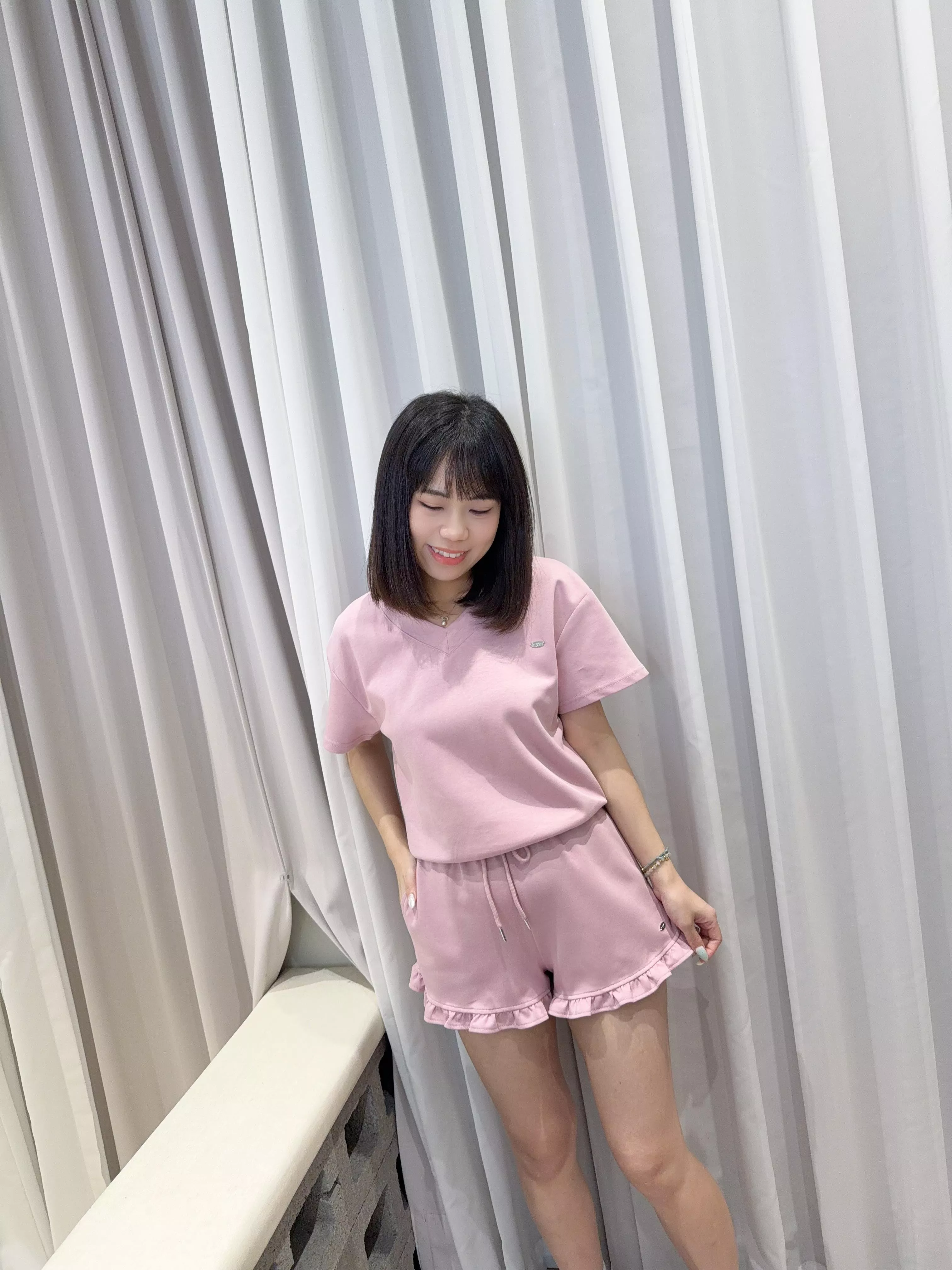 V領花邊短褲套裝