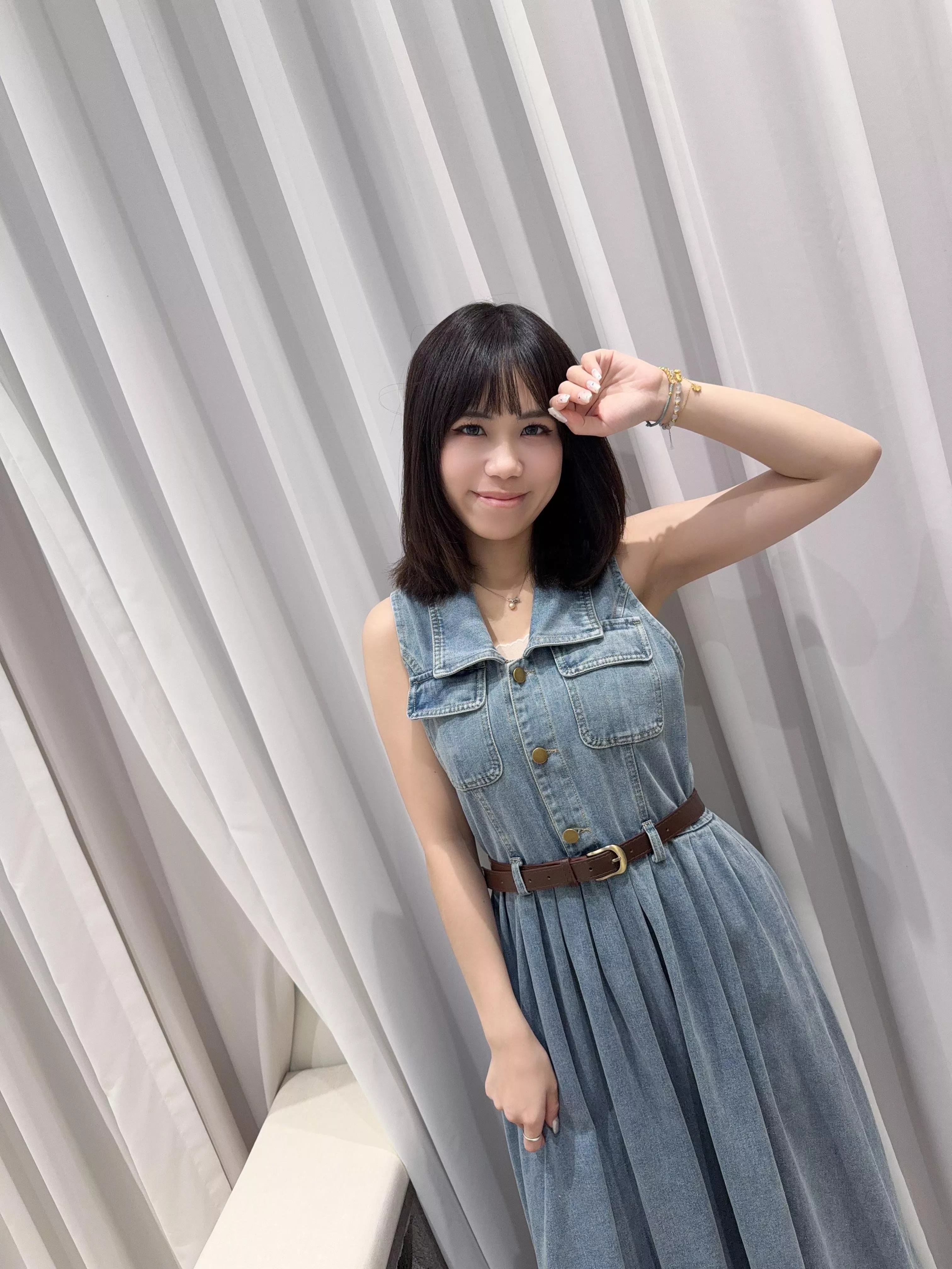 削肩口袋牛仔洋裝