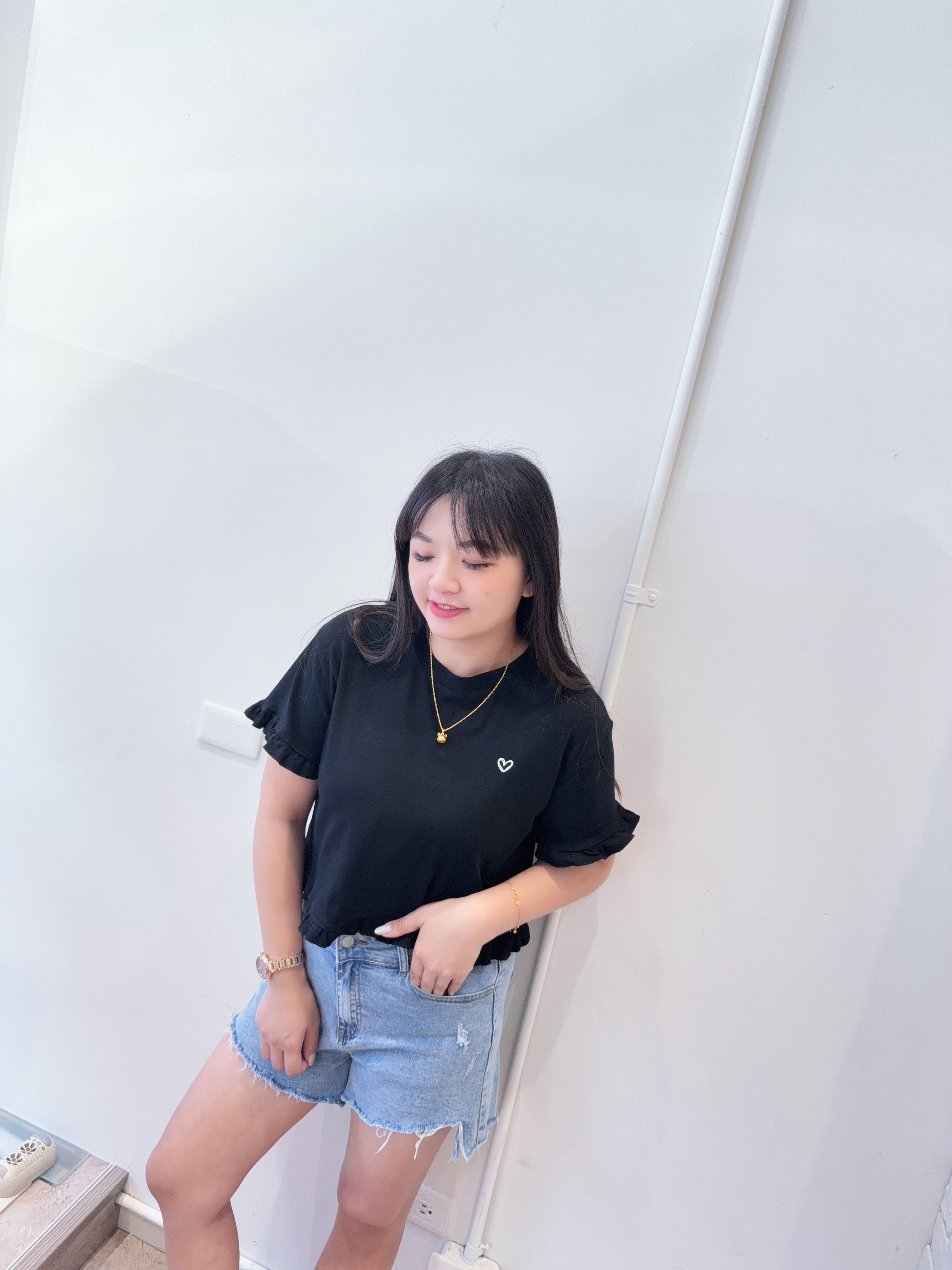 愛心花邊短版Tee