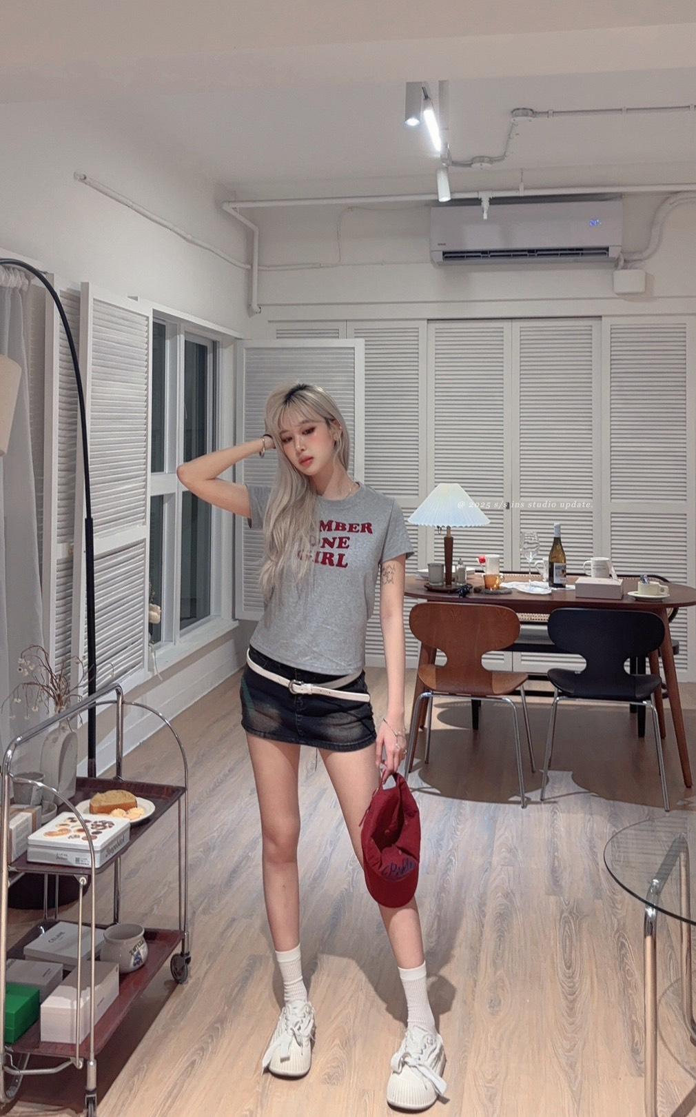 511    Rosé同款，美式复古字母印花短袖T恤