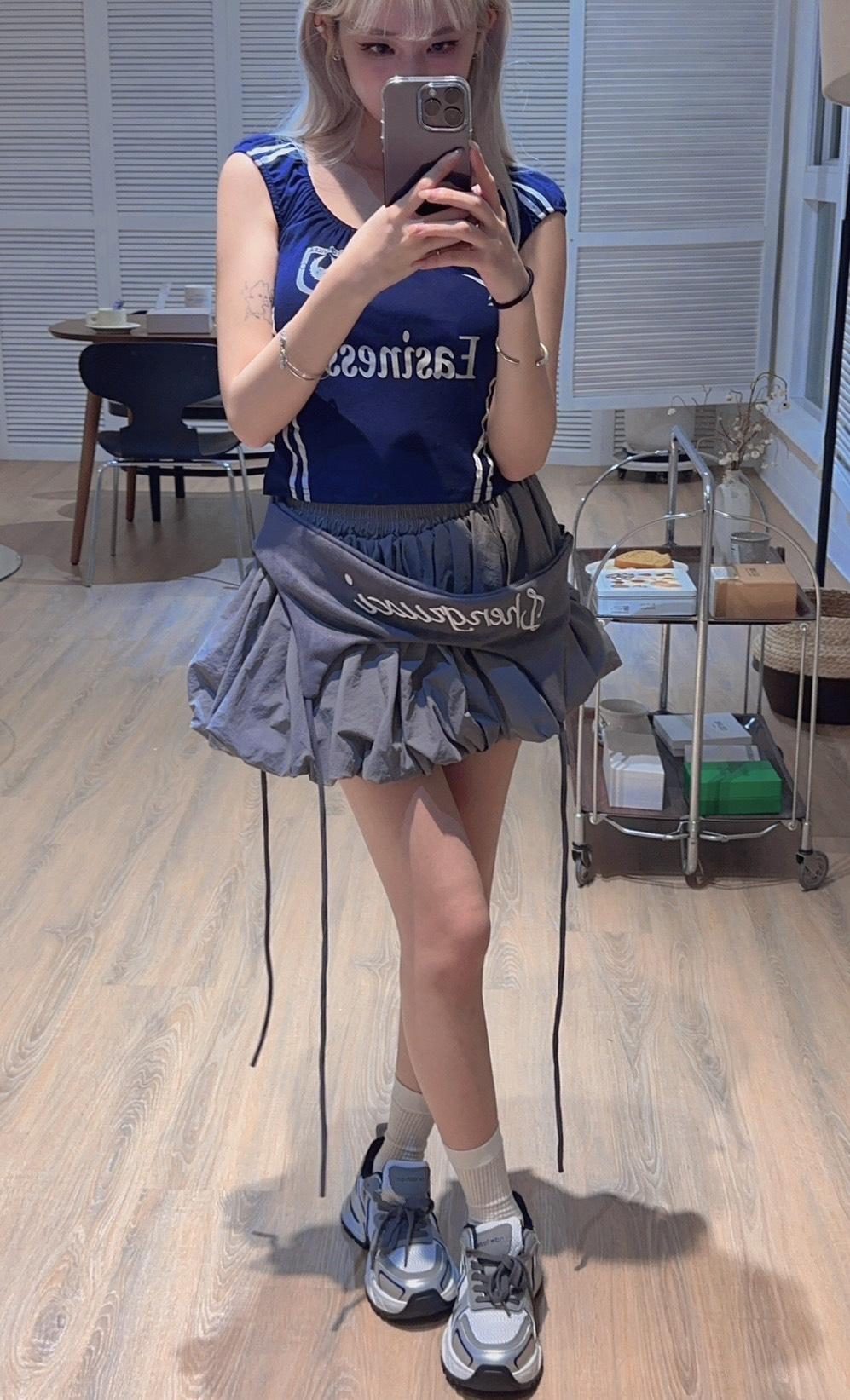 11403   美式辣妹收腰露臍短款小上衣