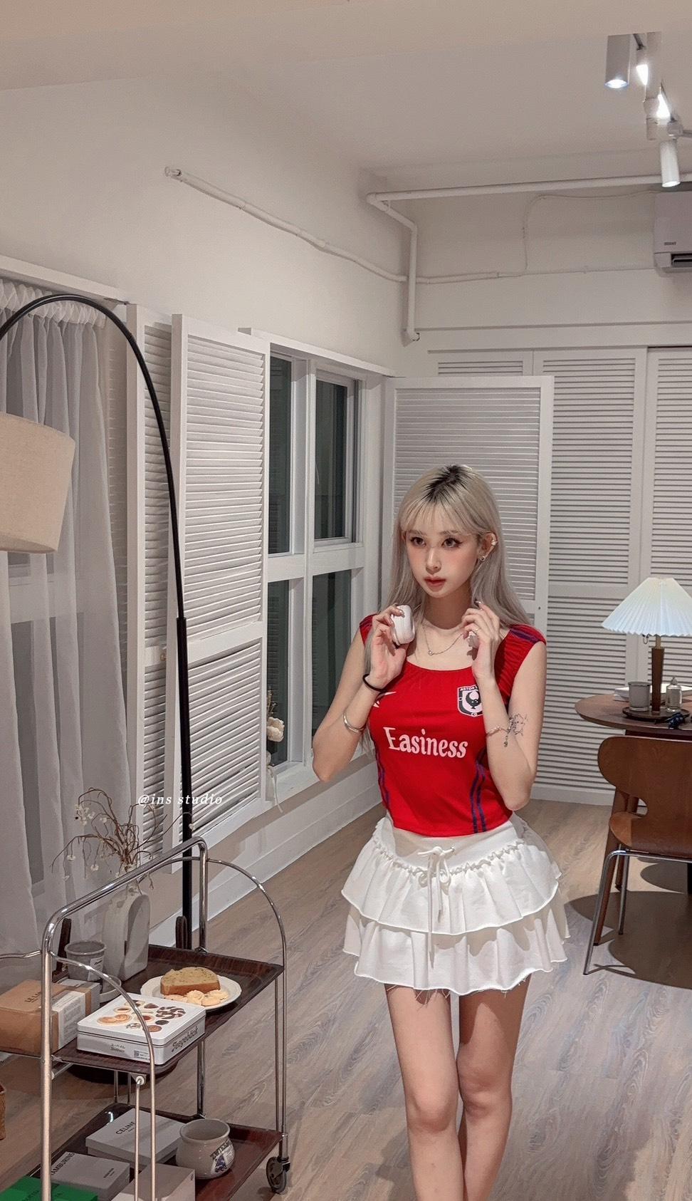 11403   美式辣妹收腰露臍短款小上衣