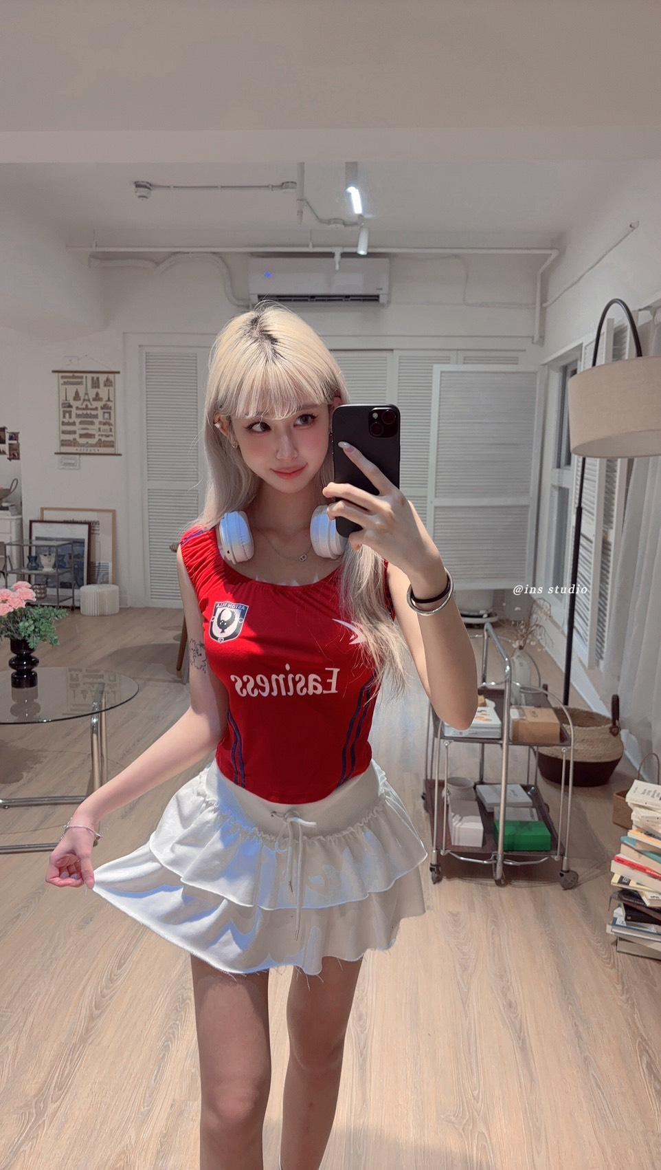 11403   美式辣妹收腰露臍短款小上衣