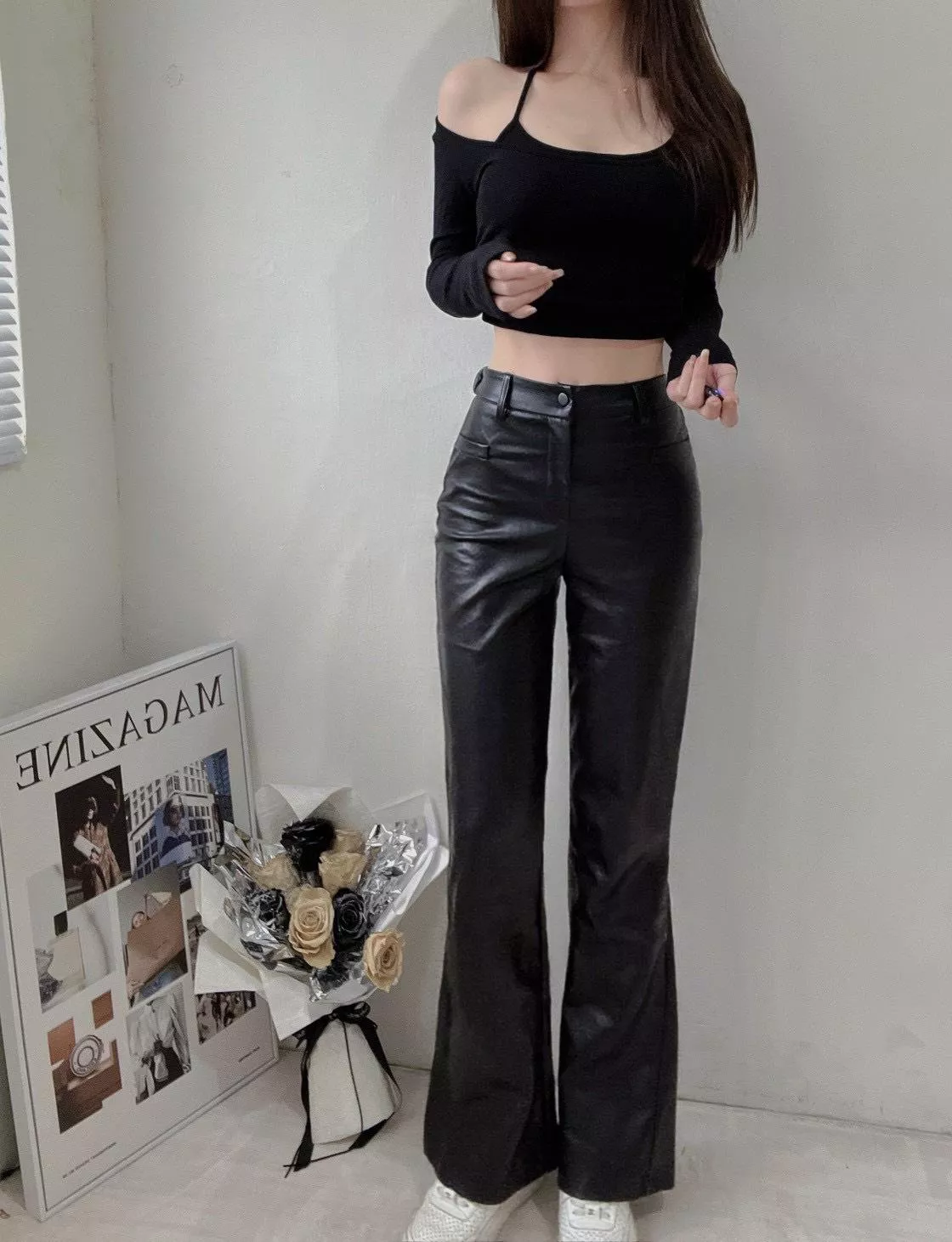 10211  高腰微喇皮革長褲