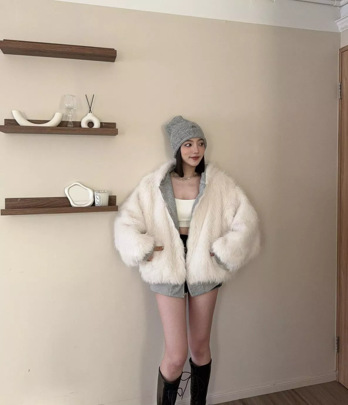 3426   秋冬慵懶仿皮草兩面穿連帽外套