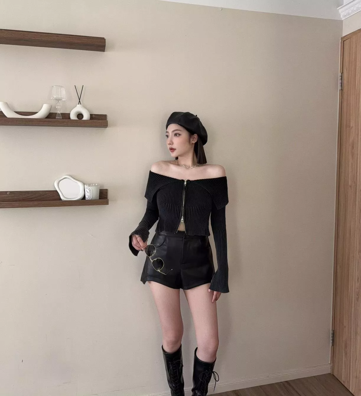 997   辣妹一字肩翻領拉鍊水洗上衣