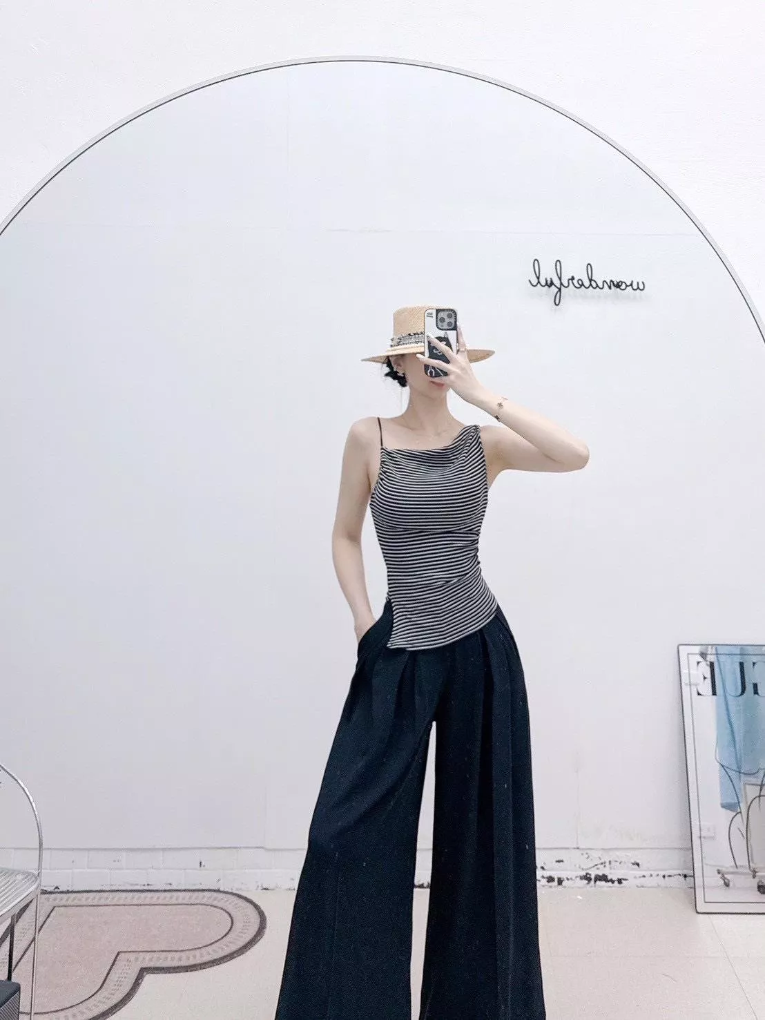 5909  明塔造型肩條紋背心