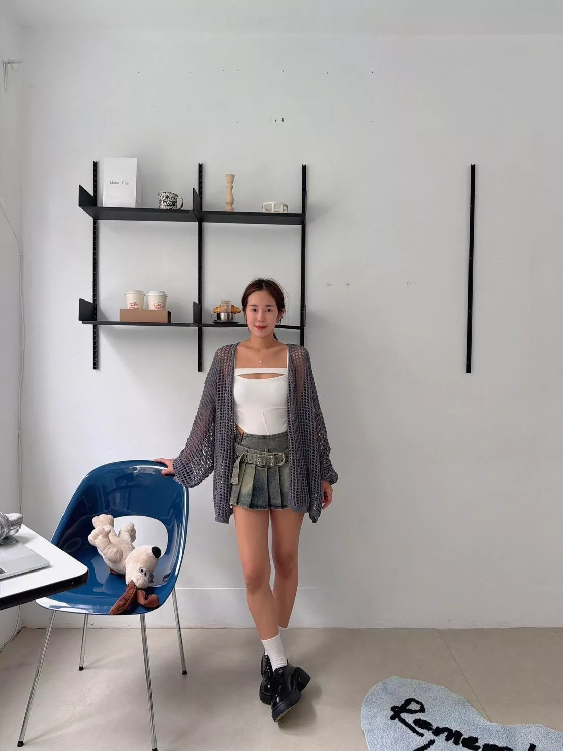 38001   方格鏤空長版針織外套