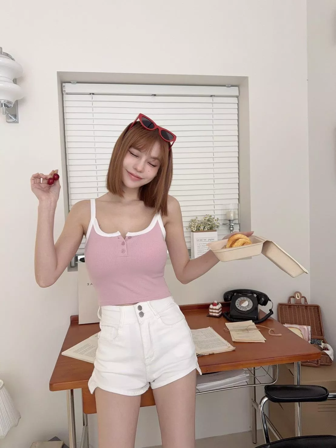 396   獨家，休閒撞色排釦胸墊背心