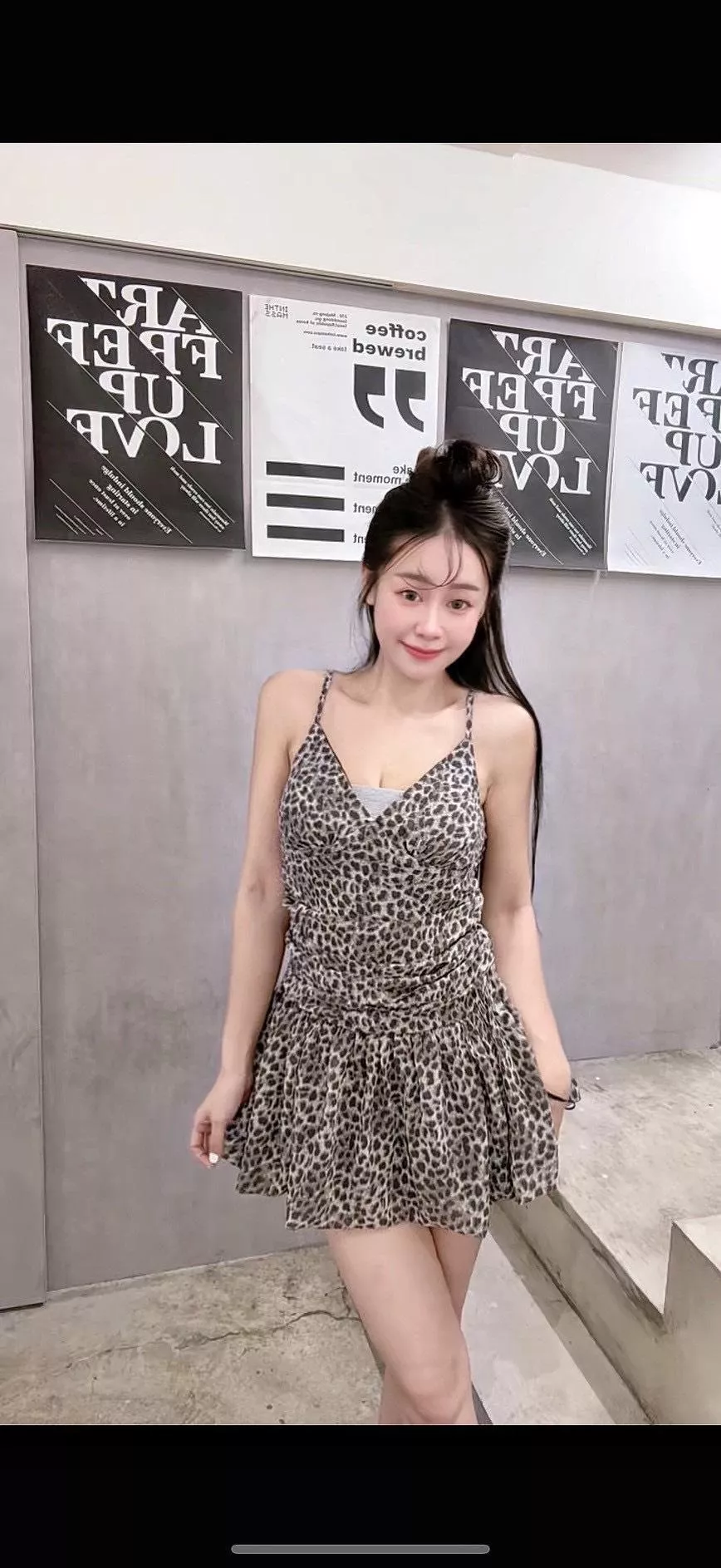 9820   豹紋雪紡細肩罩杯吊帶洋裝