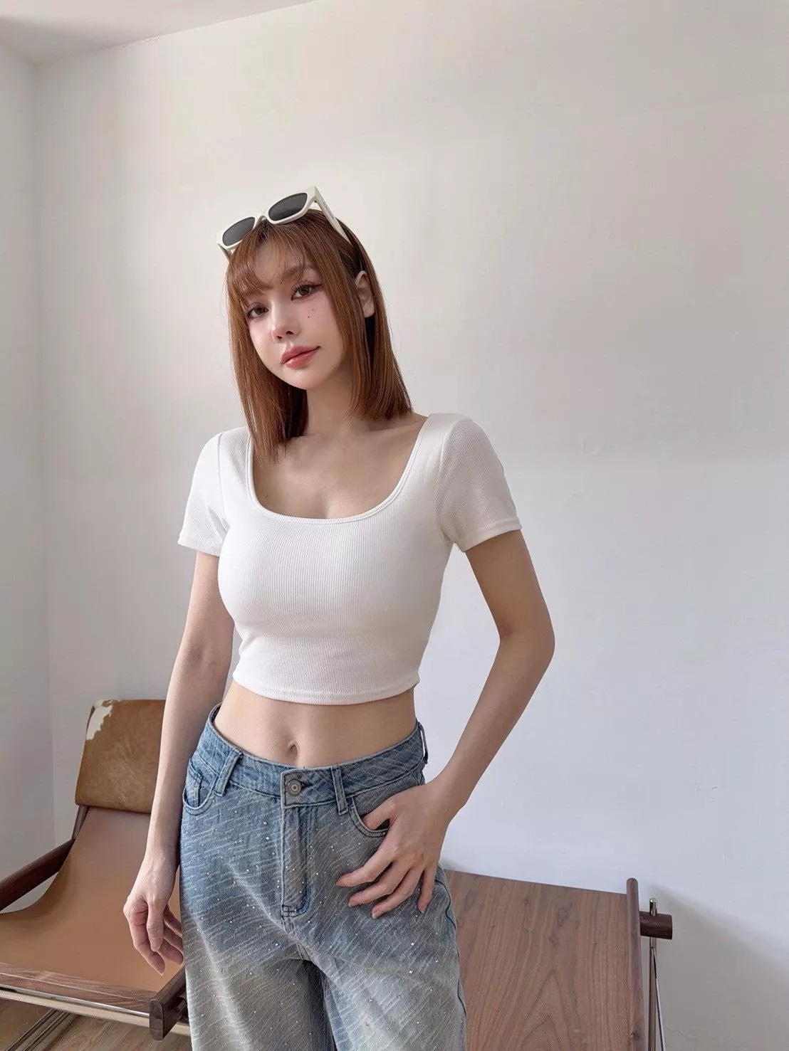 1230   獨家，巨實穿下圓弧胸墊上衣