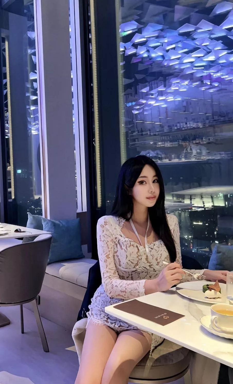 Our secret假透膚華麗氣場洋裝