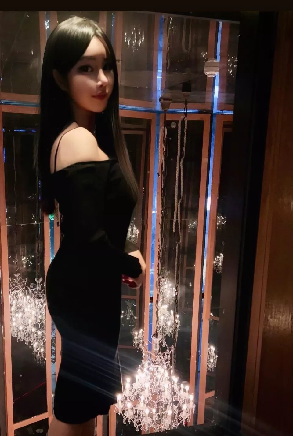 Black lace細肩帶針織洋