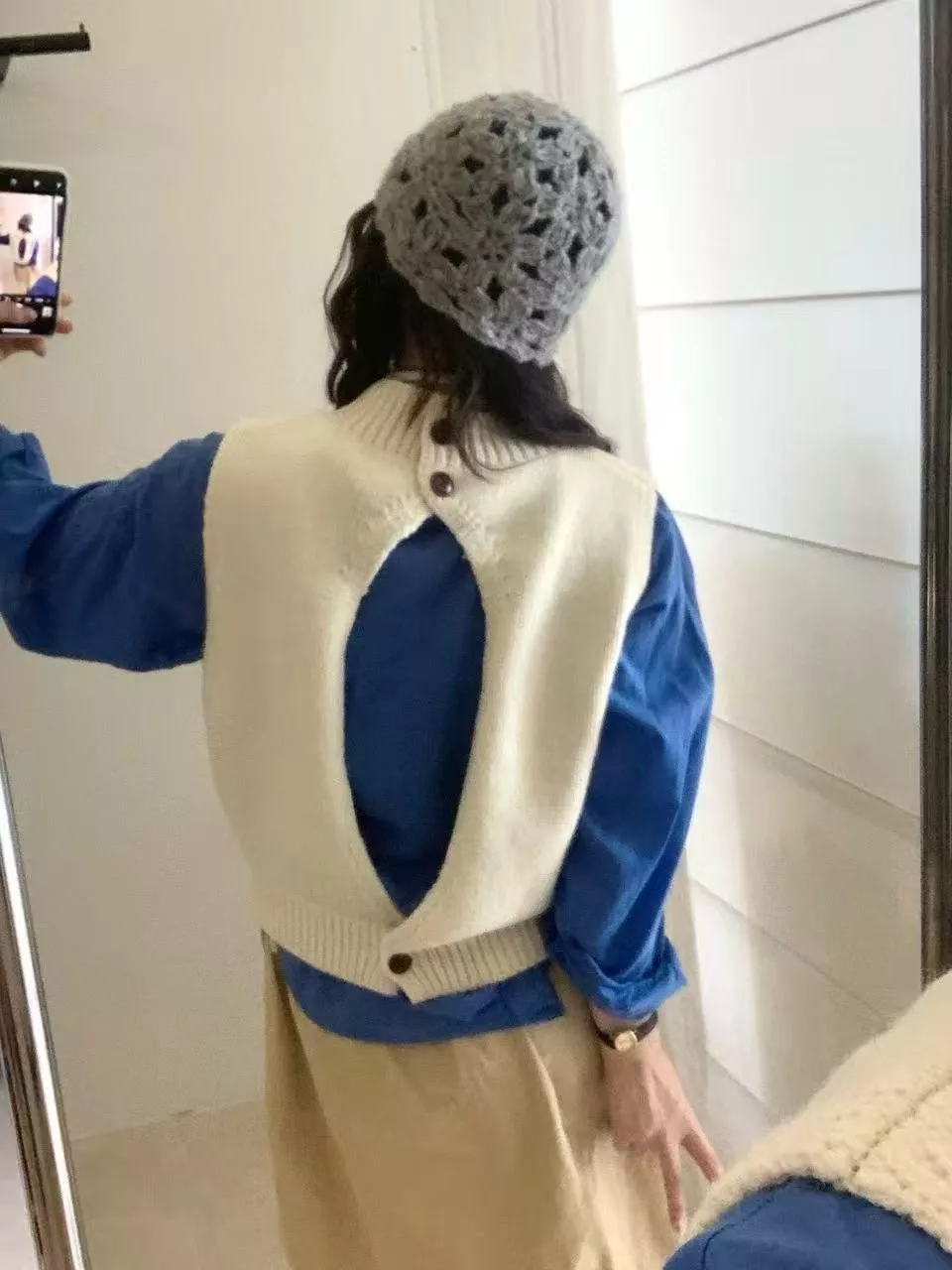 25K微高領挖背毛衣背心