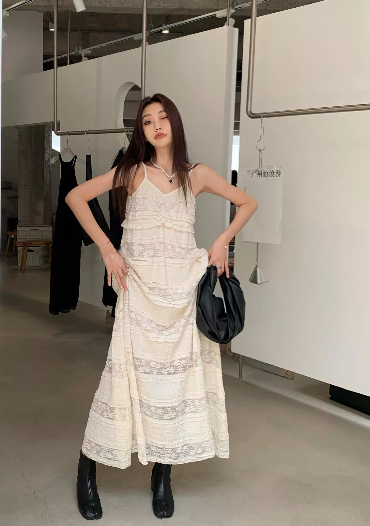 ｜NN.com.tw |設計款細節滿滿·蕾絲長洋裝