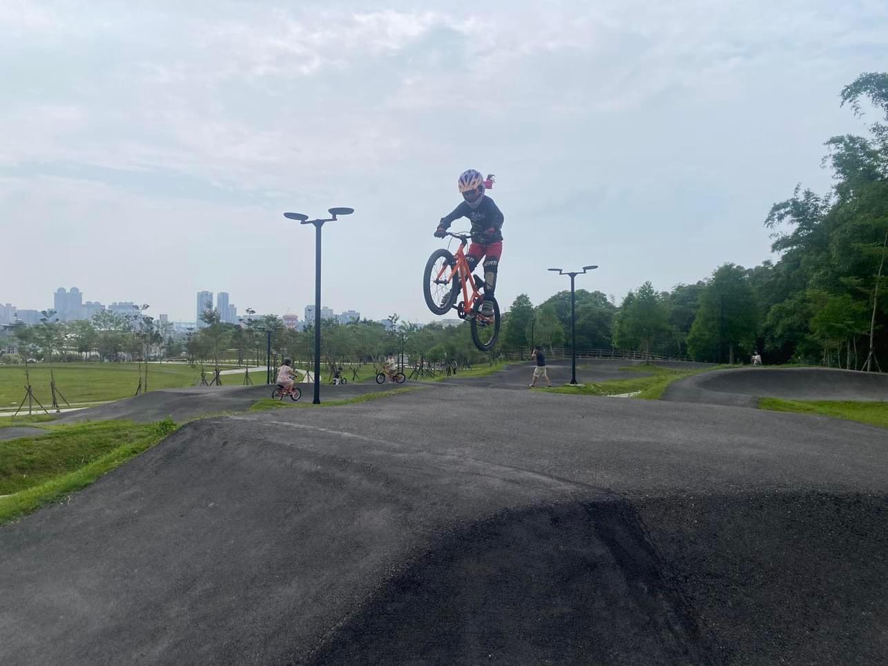 Clearybikes OWL 愛怎麼玩就怎麼玩