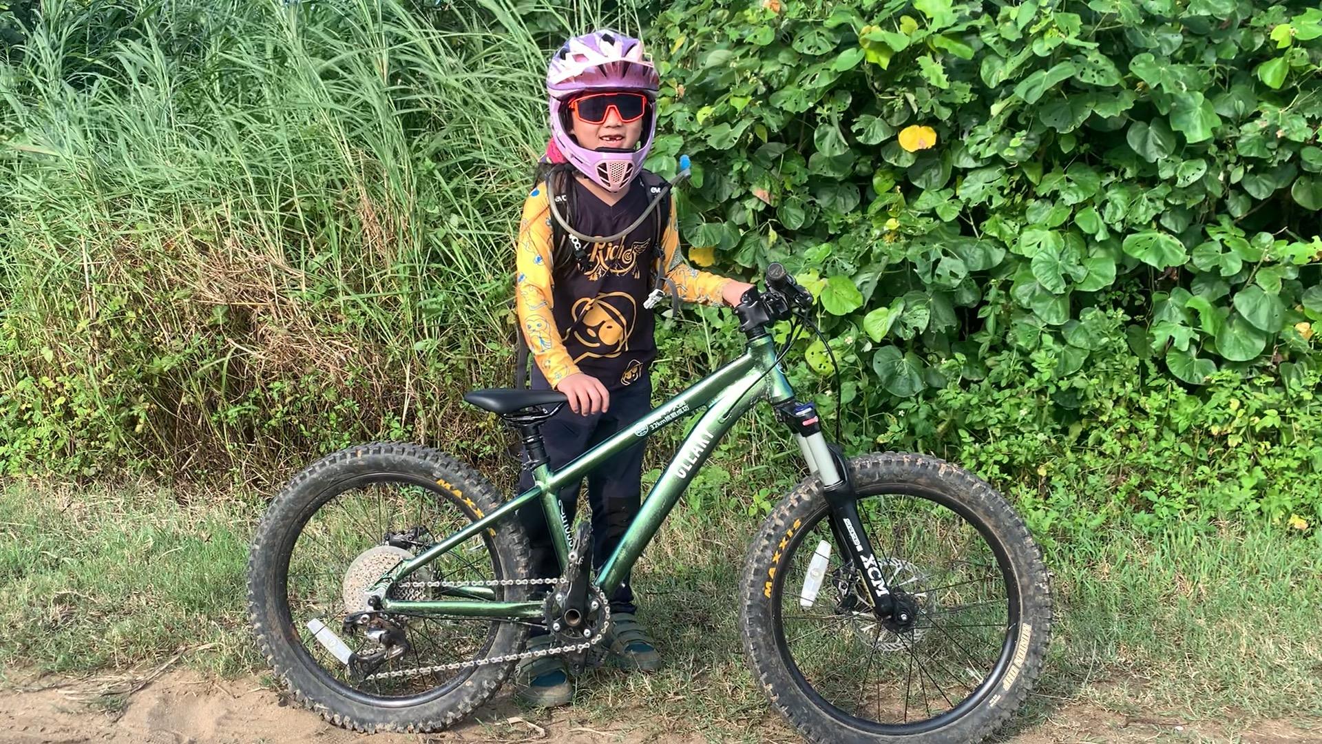 Scout 20吋、24吋 兒童專業登山車~~給孩子的 ☝️一次到位 讓你上坡下坡都好用