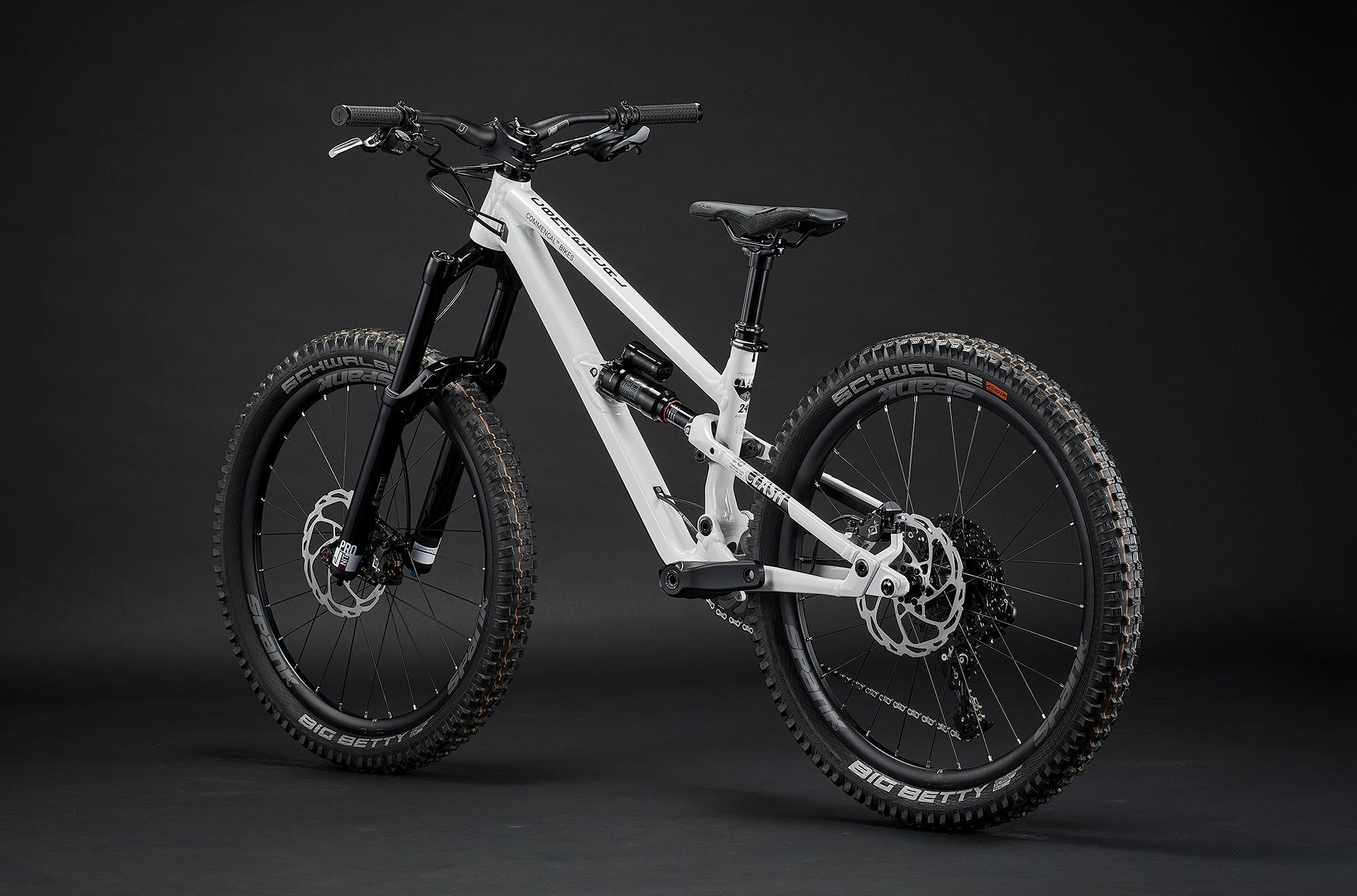 COMMENCAL CLASH 24 V2 PURE WHITE