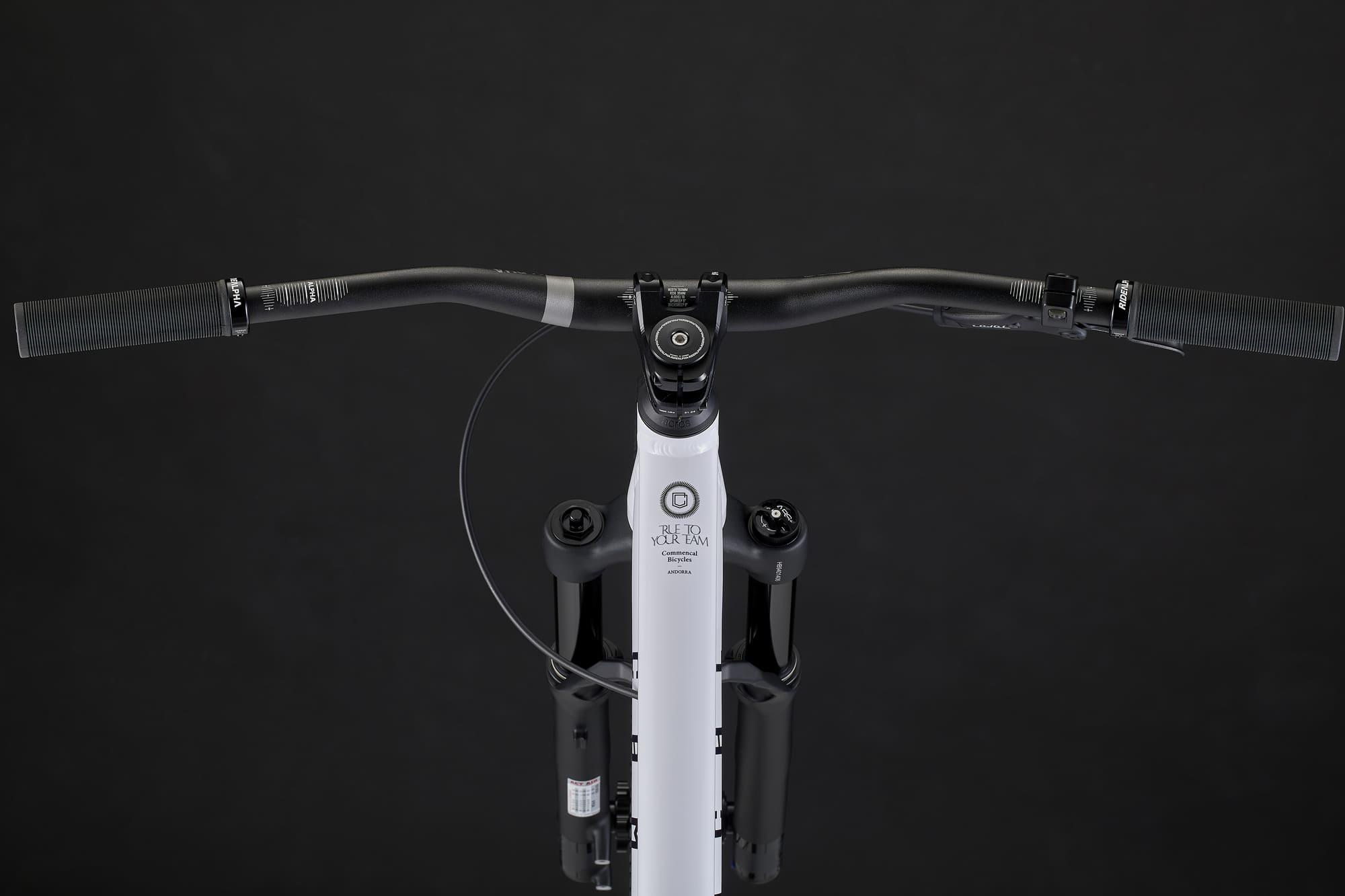 Commencal ABSOLUT 24吋