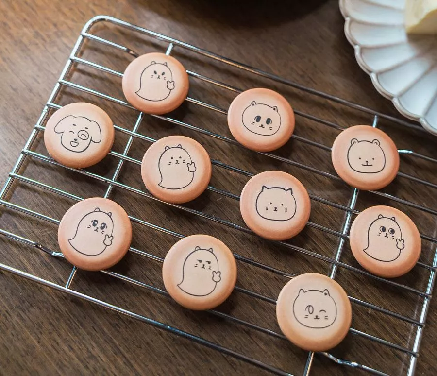 餅乾胸章吊飾盲抽