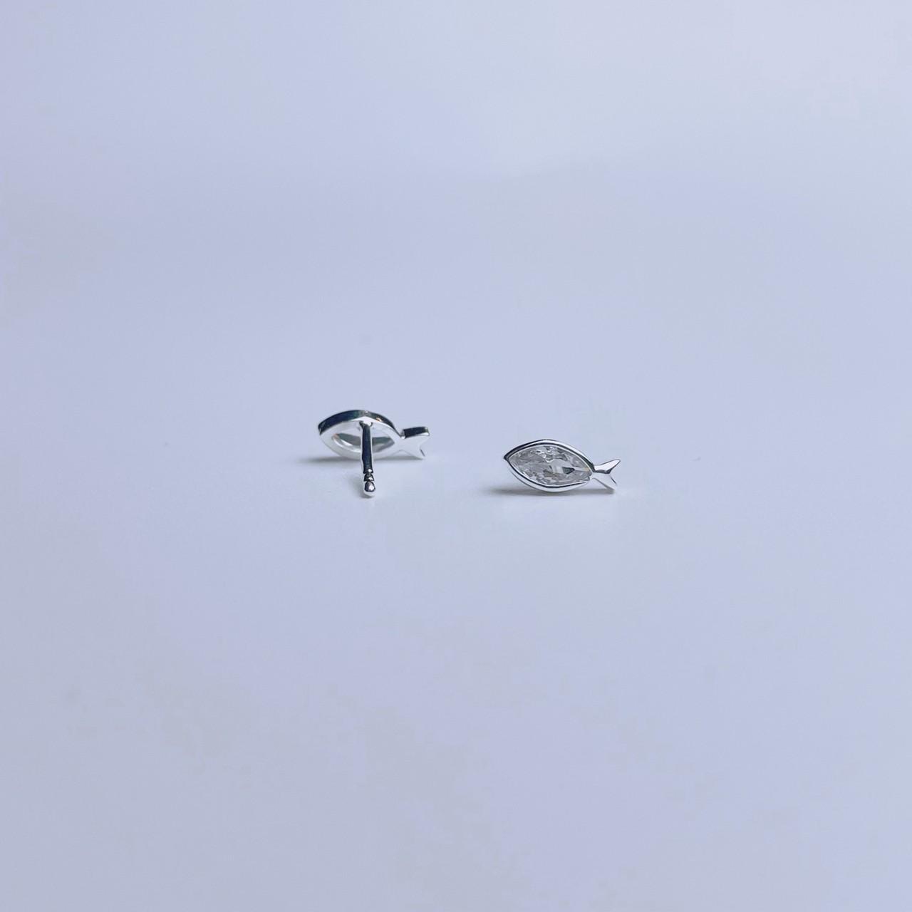 - 小白魚 -