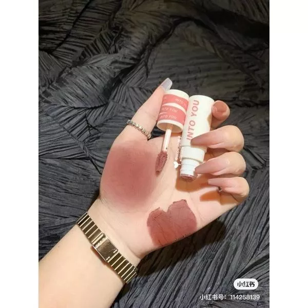 Intoyou唇泥系列em09-em012｜其它色號搜尋🔍Intoyou唇泥系列