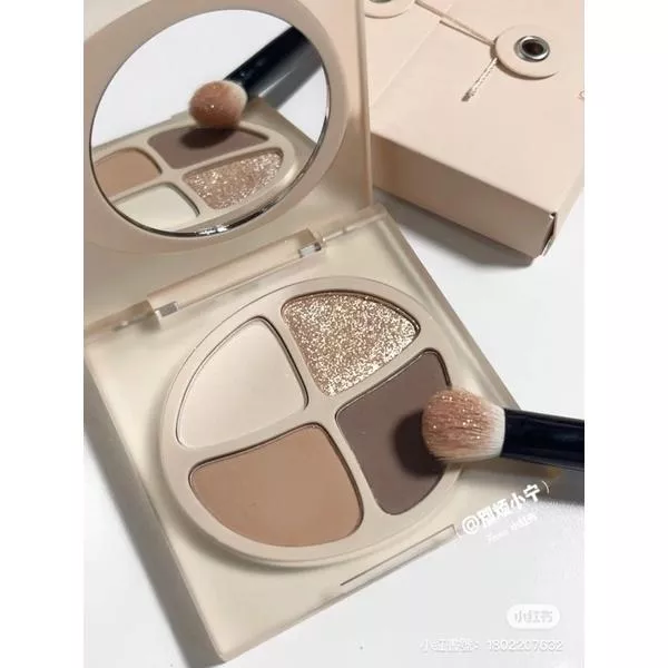 Joocyee酵色四色眼影盤｜清冷淡顏感美女都用的眼影盤🙇🏻‍♀️