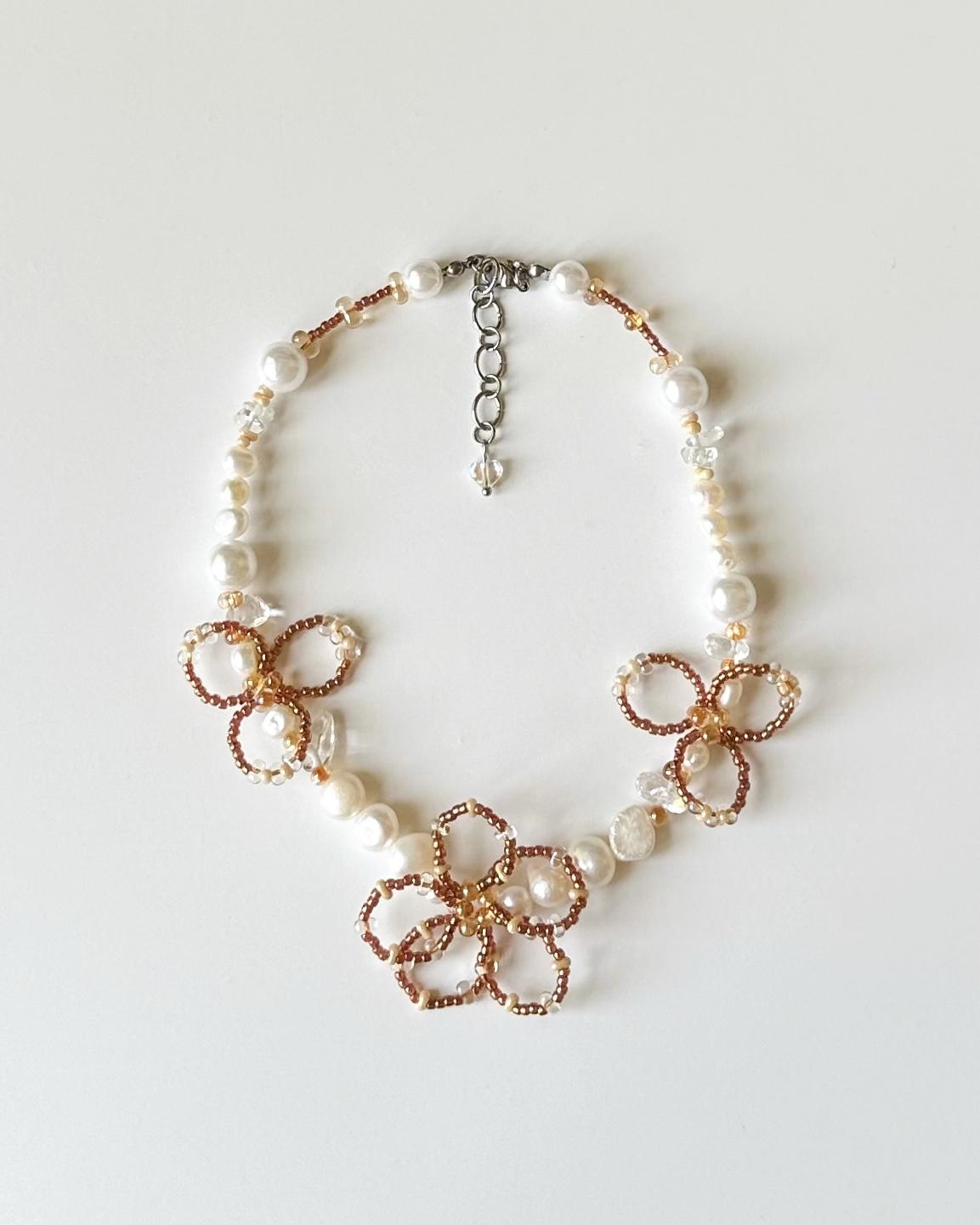 Elira-necklace
