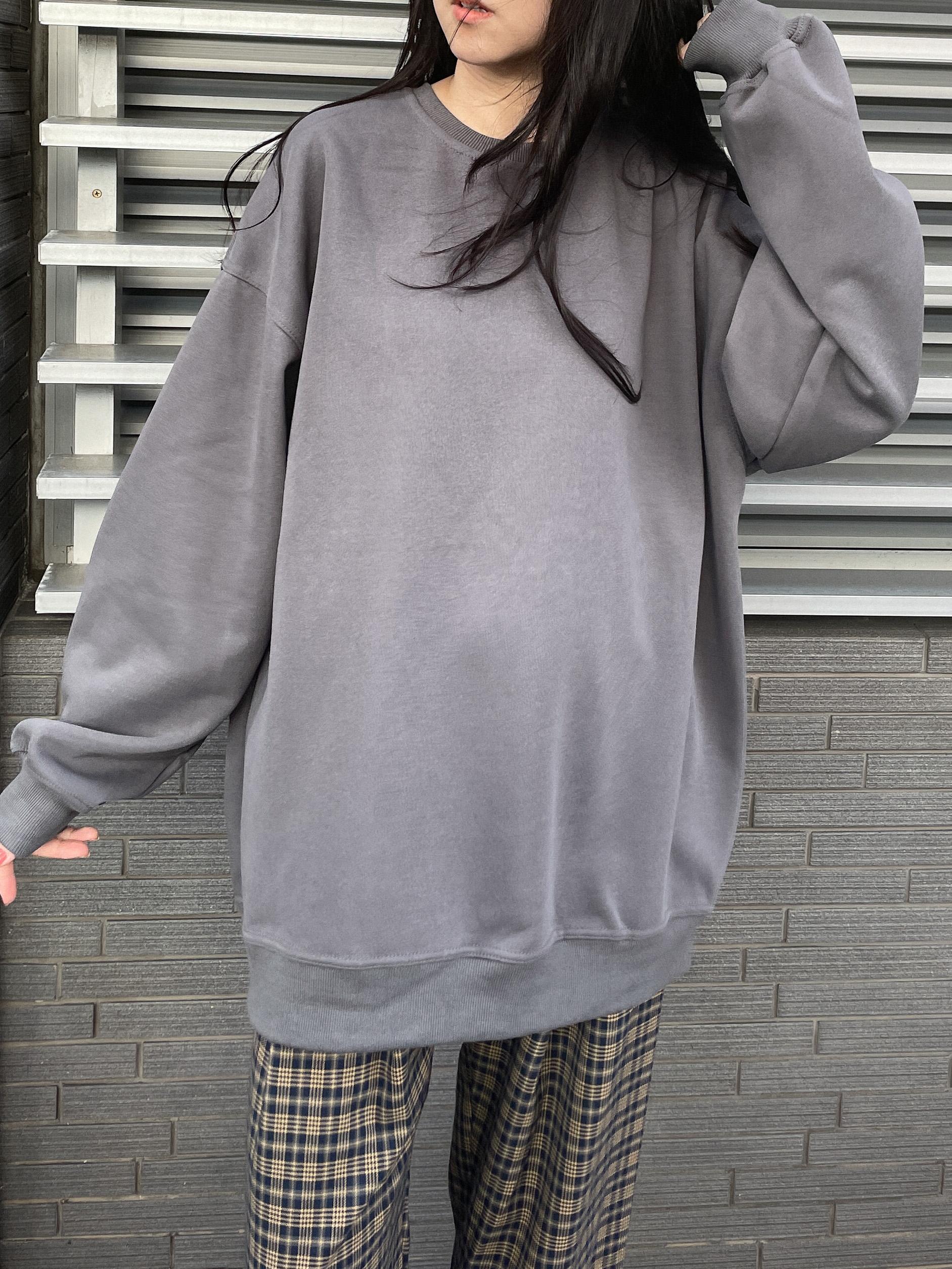 素色寬鬆大學T