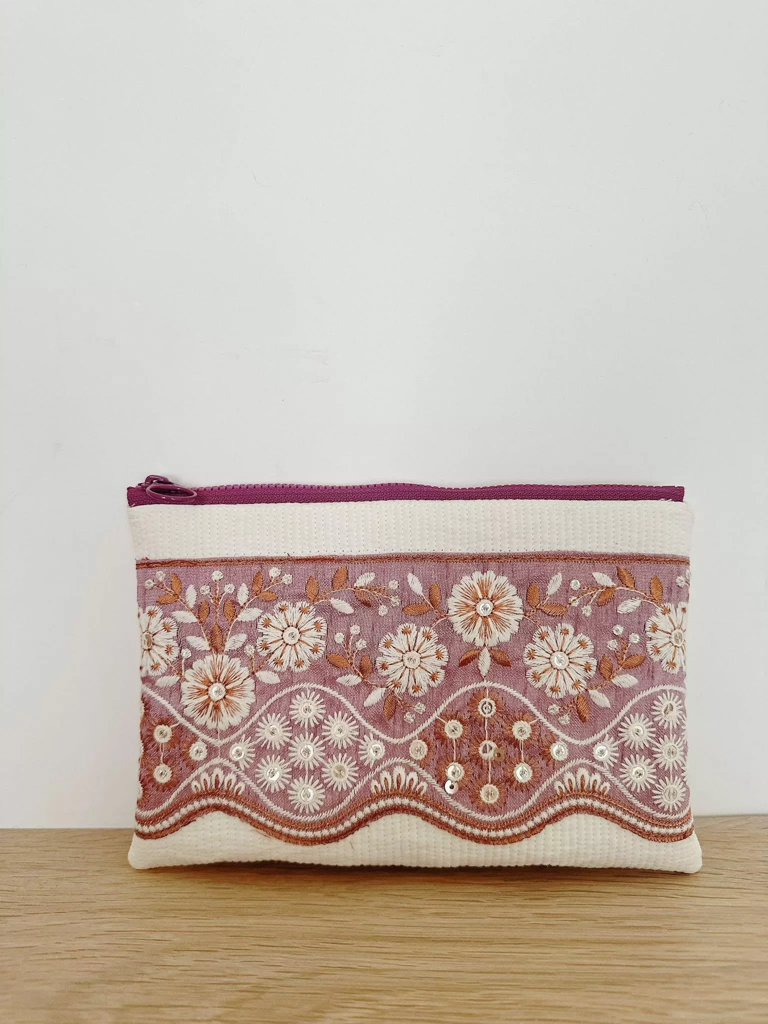 赤玉浪花（印度刺繡）_證件收納包