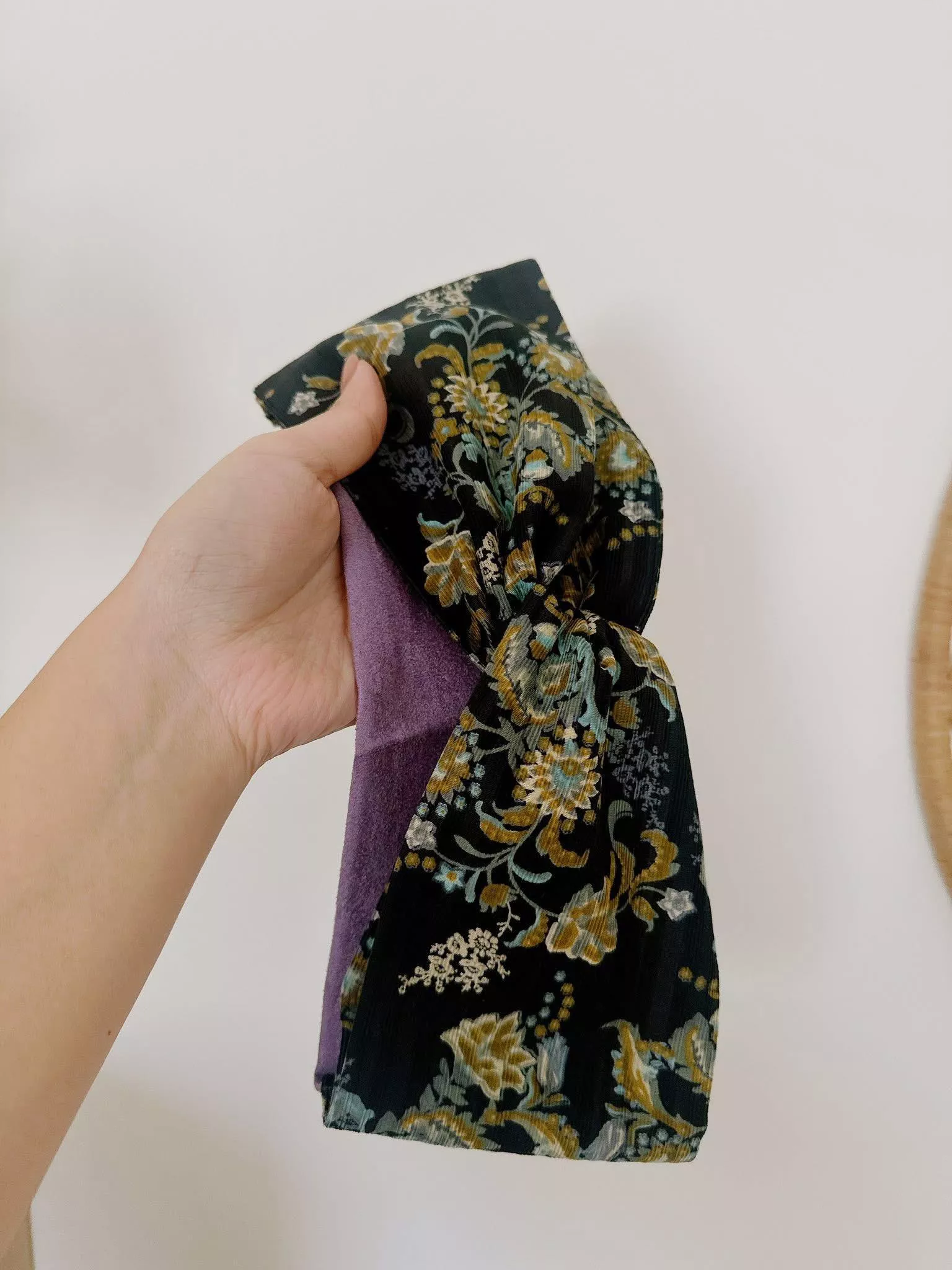 甜甜價出清_早期極寬版交叉綁式髮帶（五款）